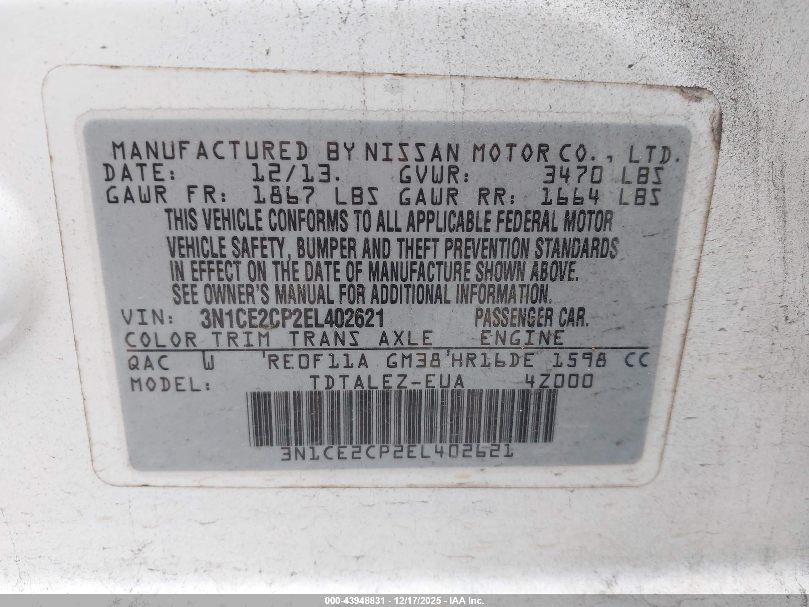 NISSAN VERSA image 9