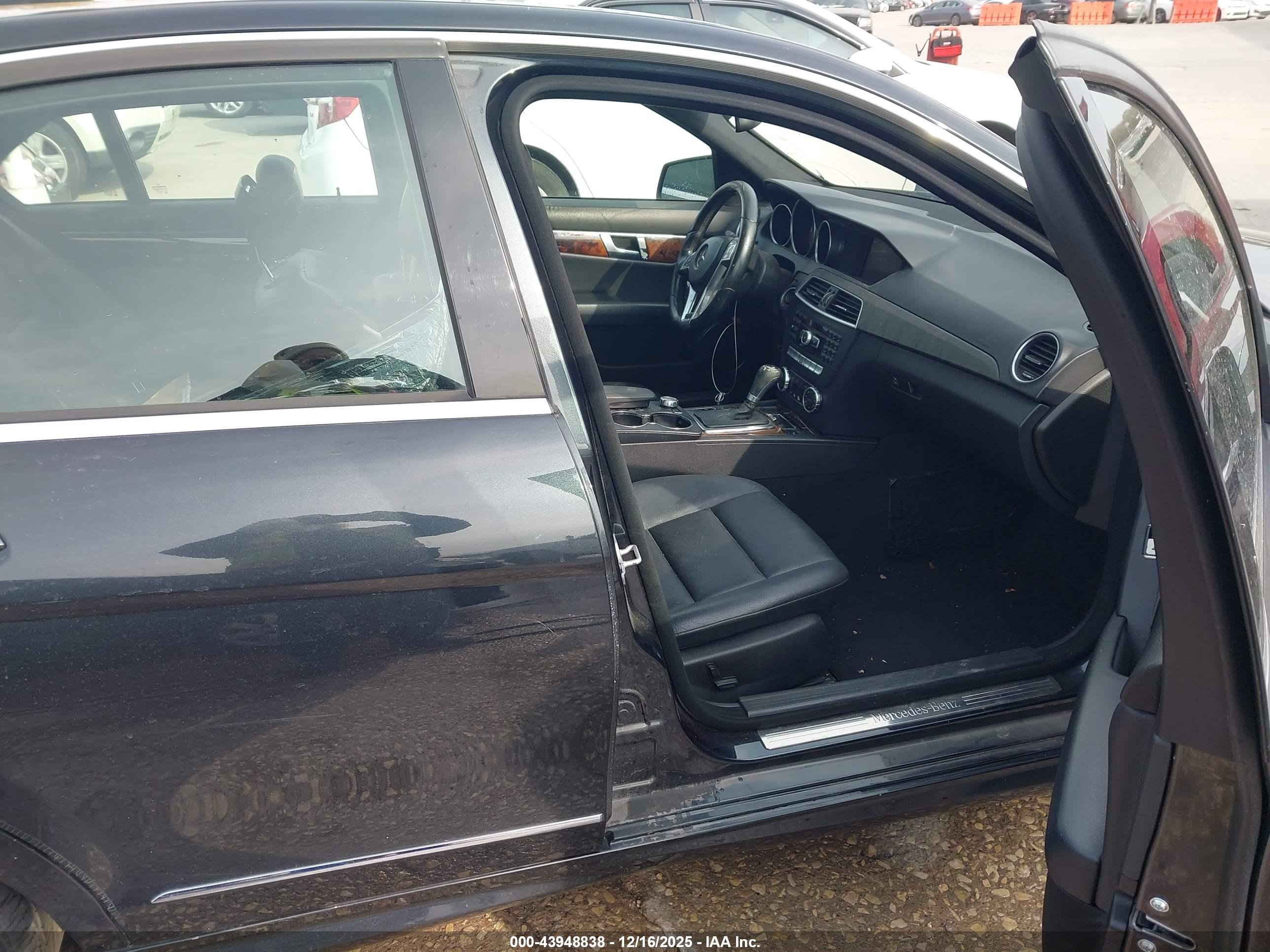 MERCEDES-BENZ C image 5