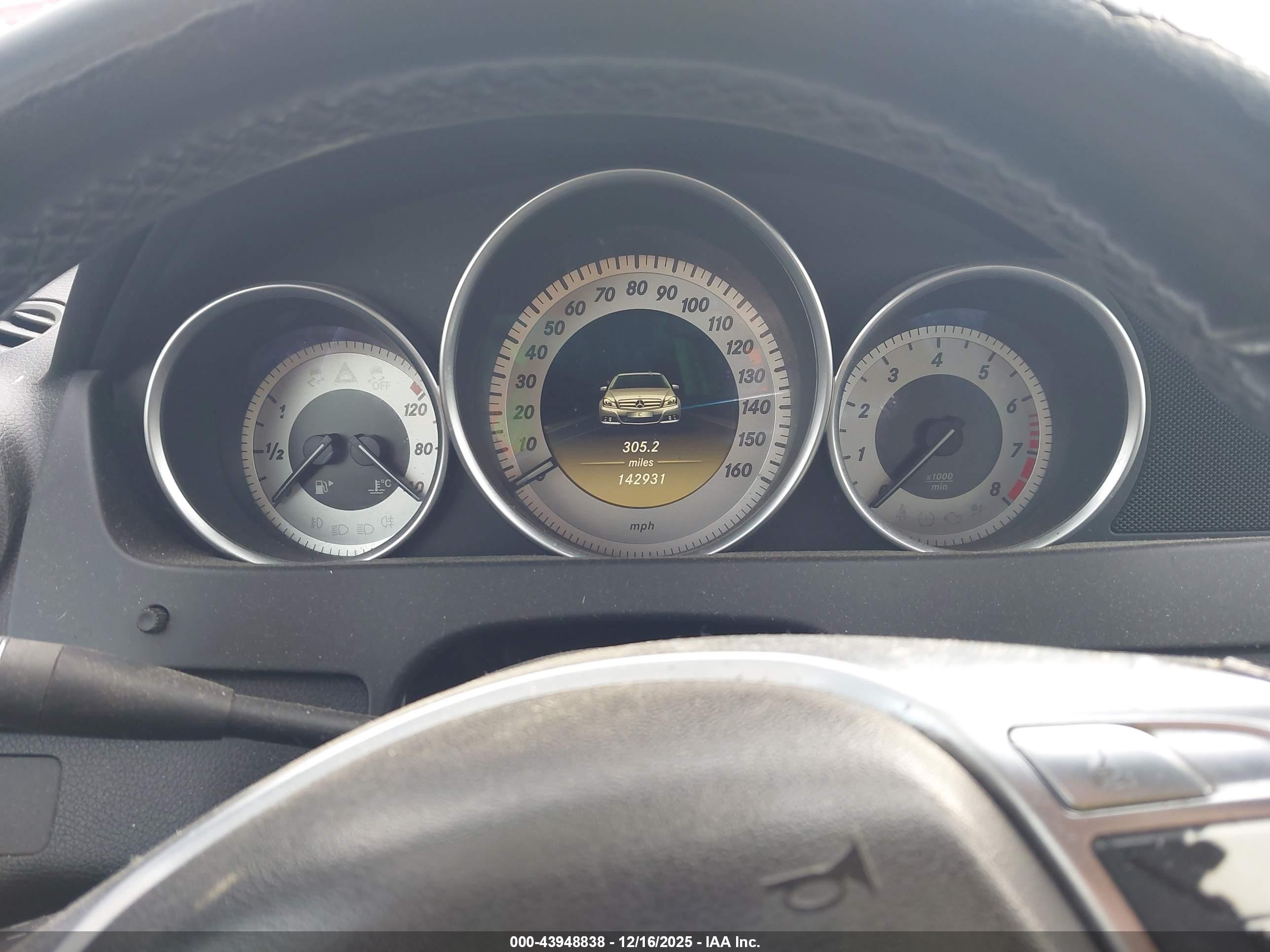 MERCEDES-BENZ C image 7