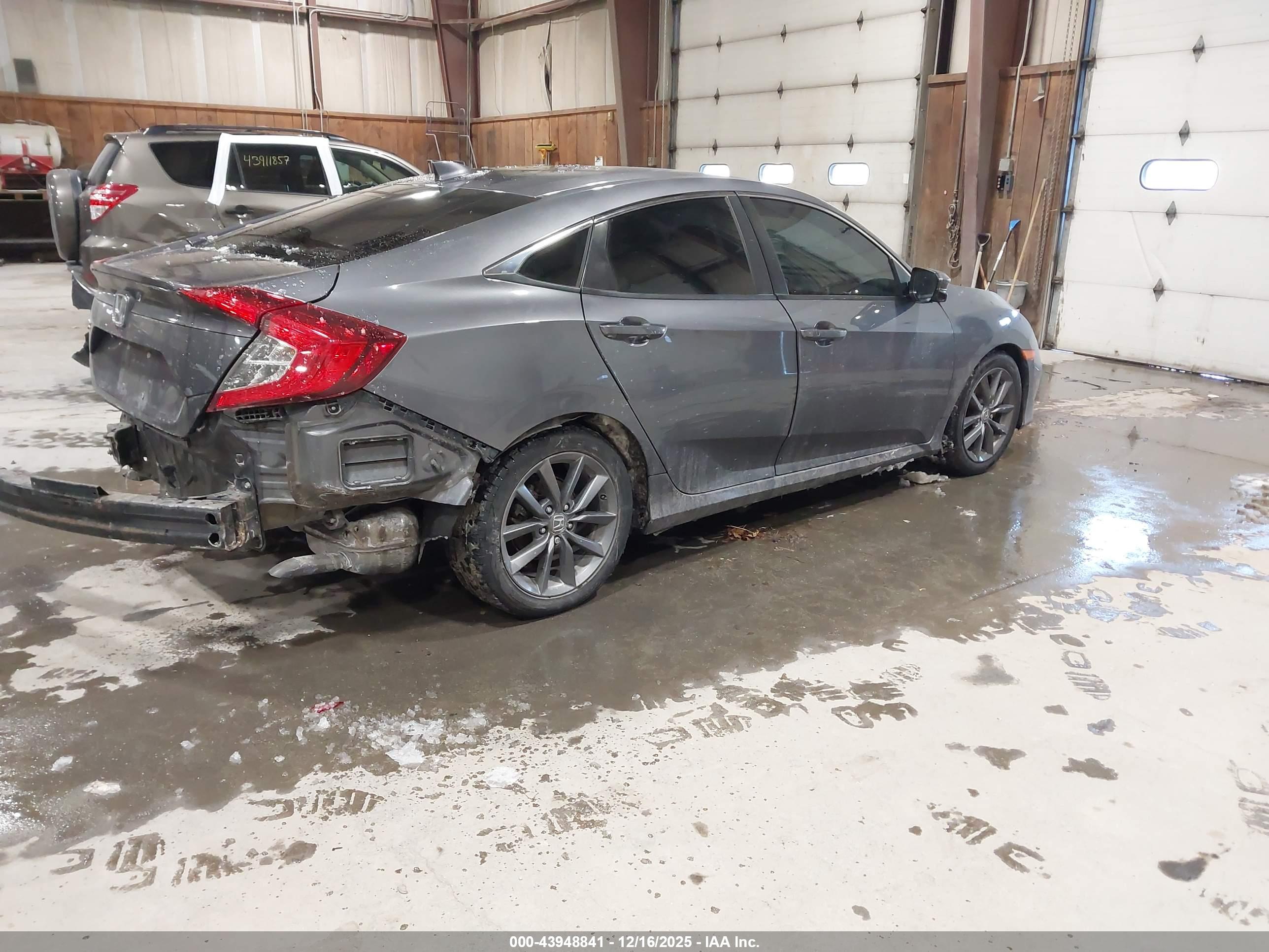 HONDA CIVIC image 4