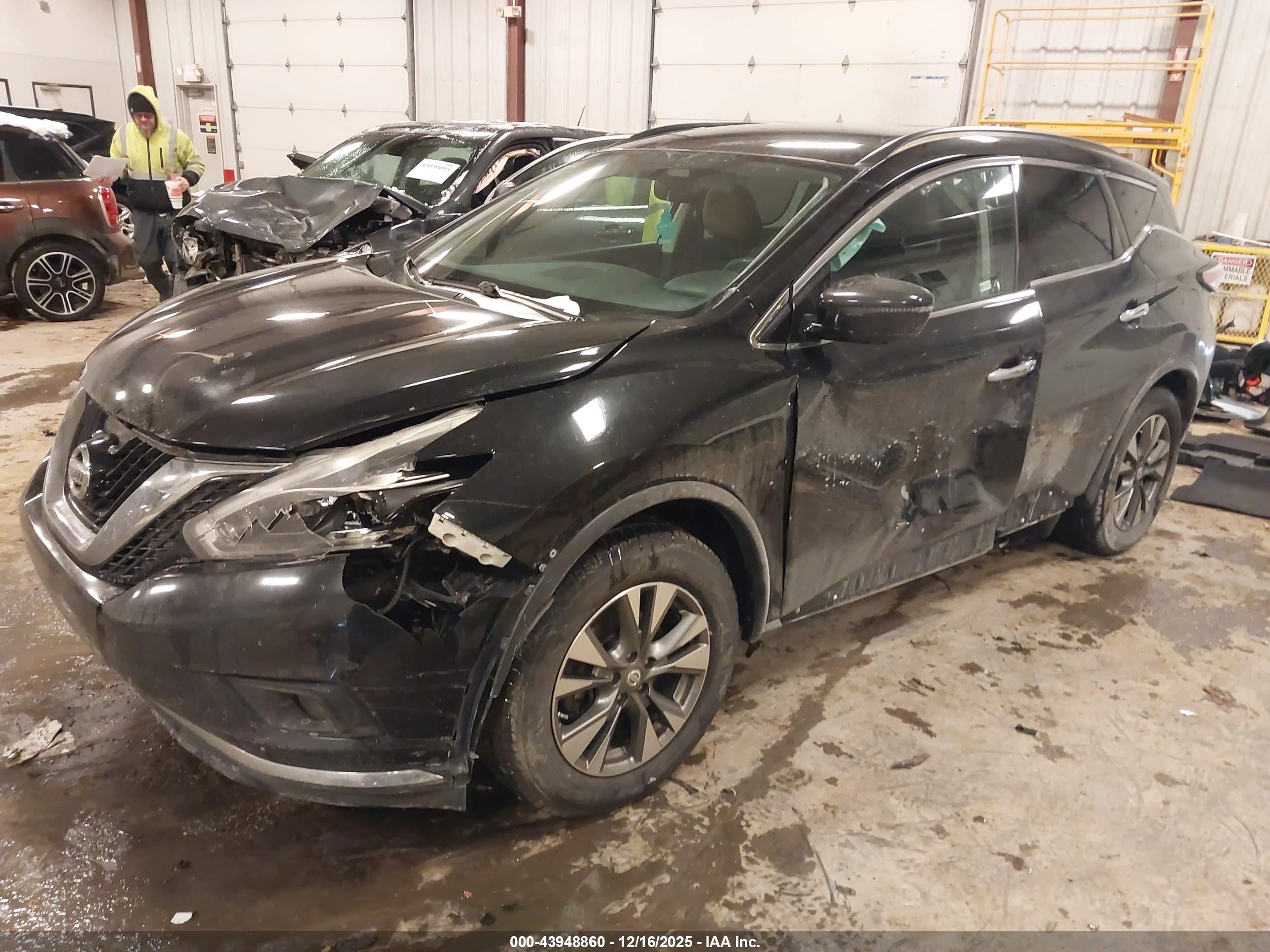 NISSAN MURANO image 2
