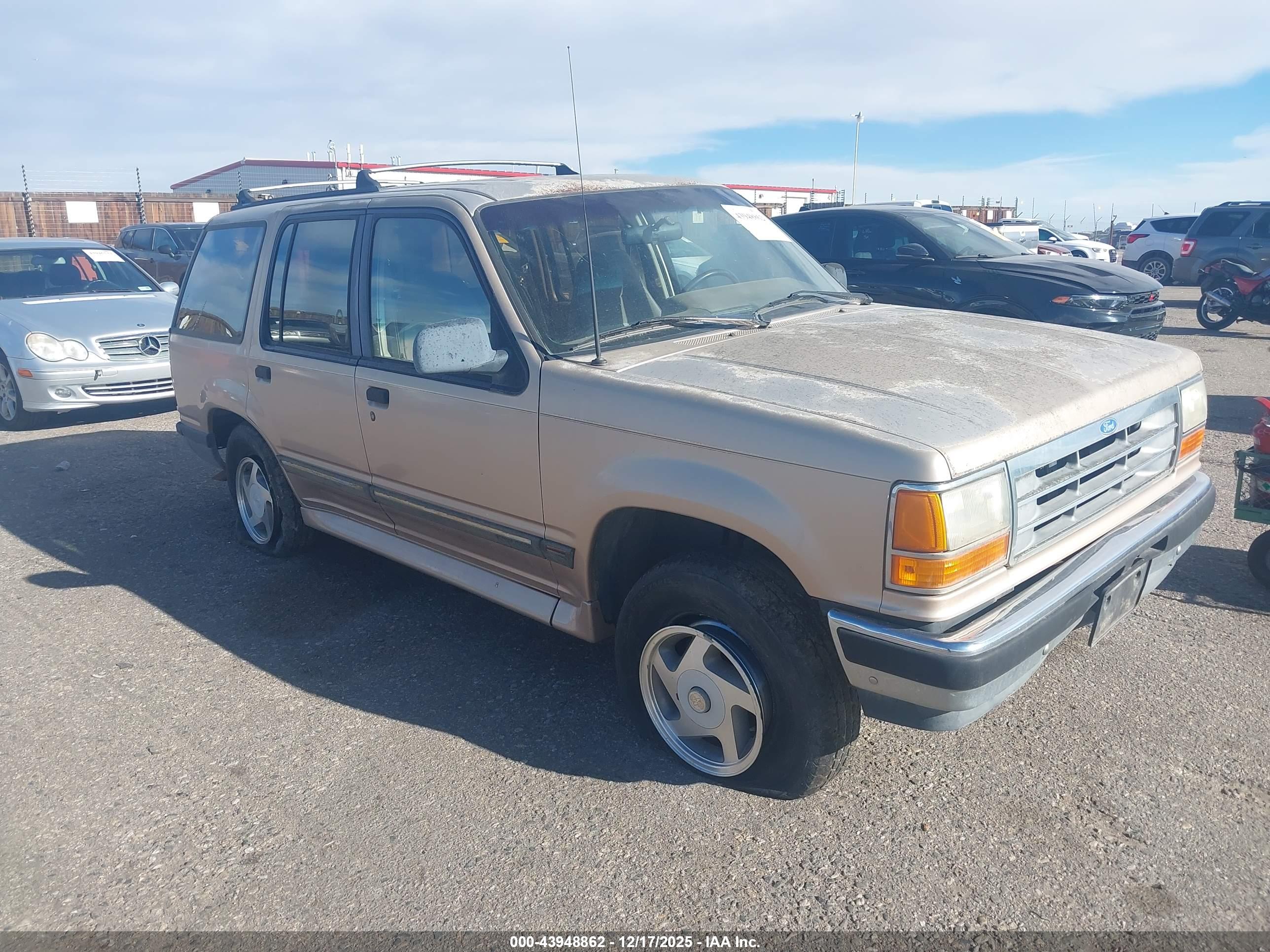 FORD EXPLORER image 6