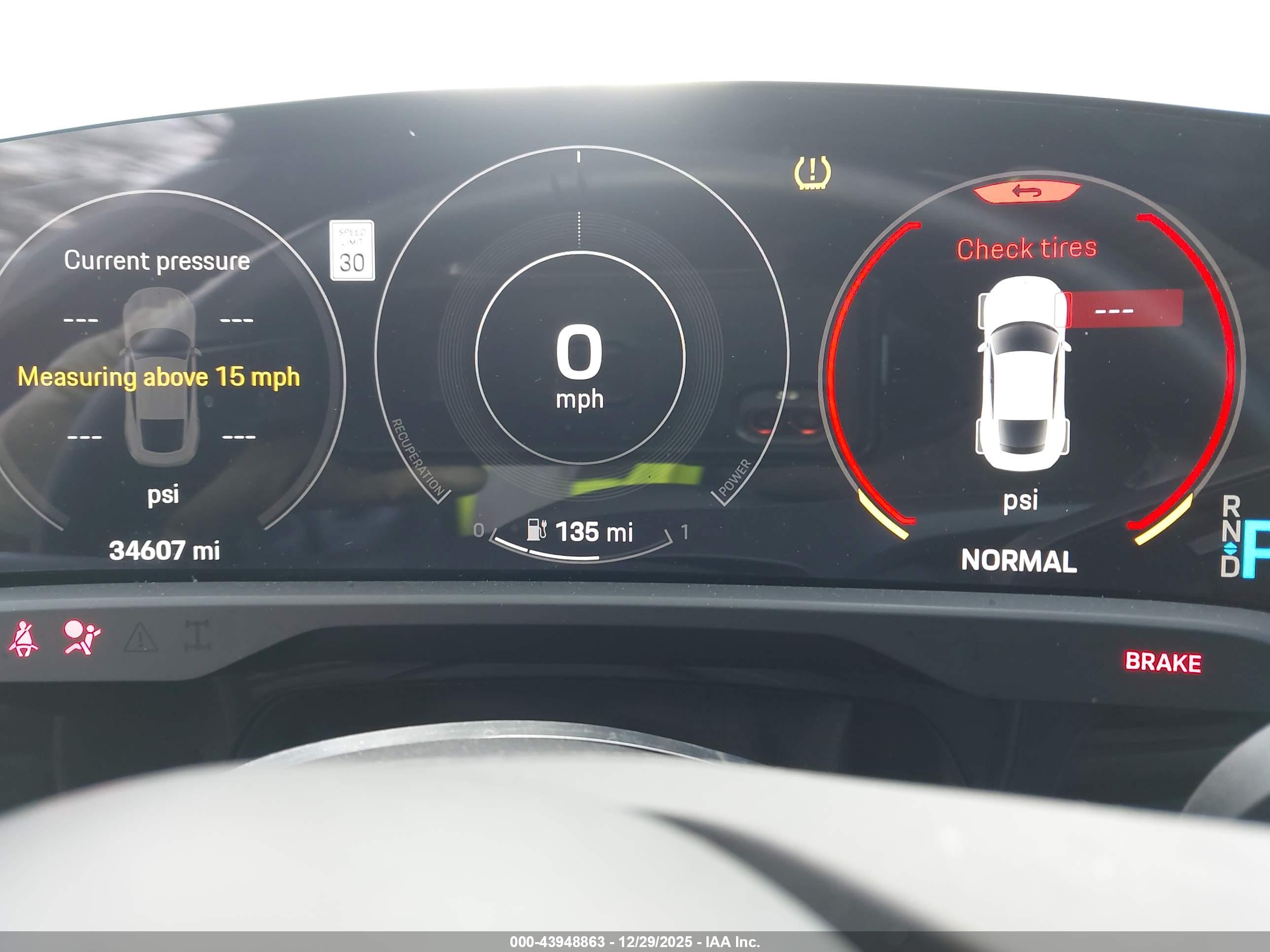 PORSCHE TAYCAN image 7