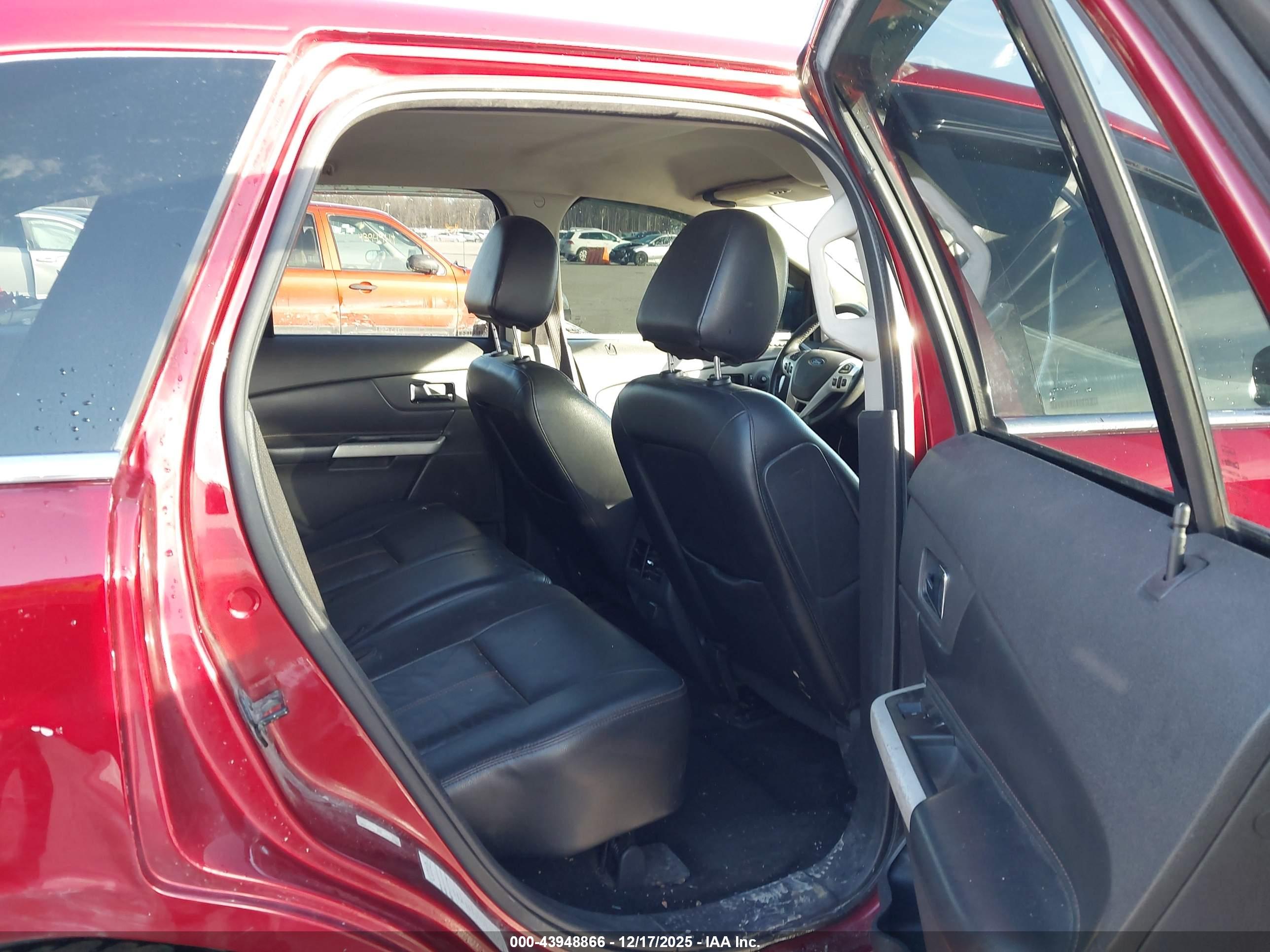 FORD EDGE image 8