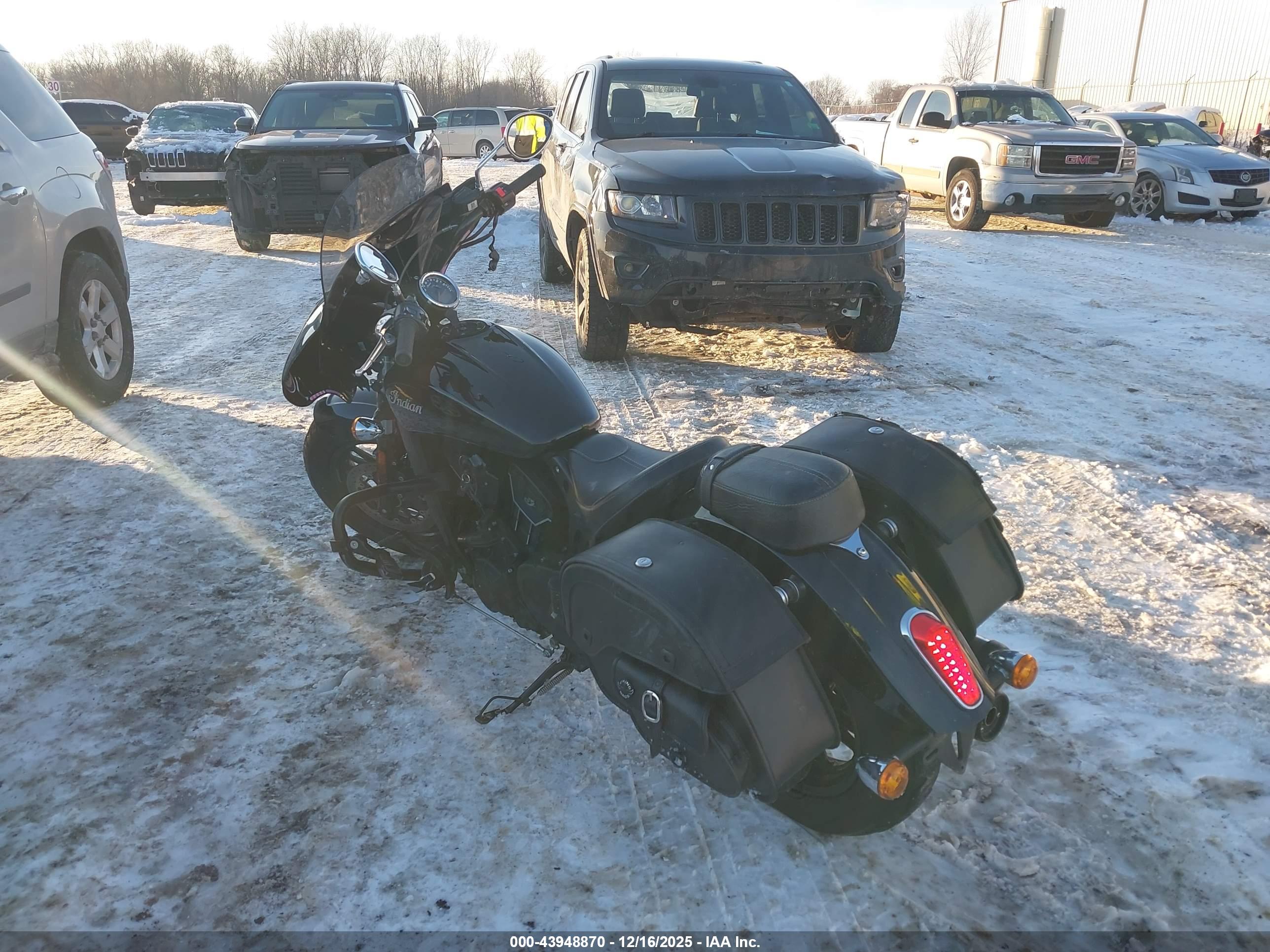 INDIAN MOTORCYCLE image 3