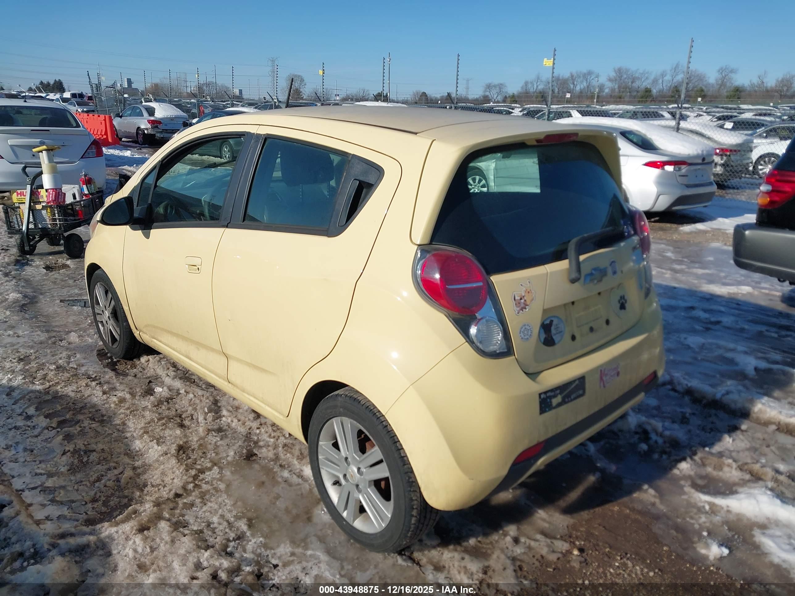 CHEVROLET SPARK image 3