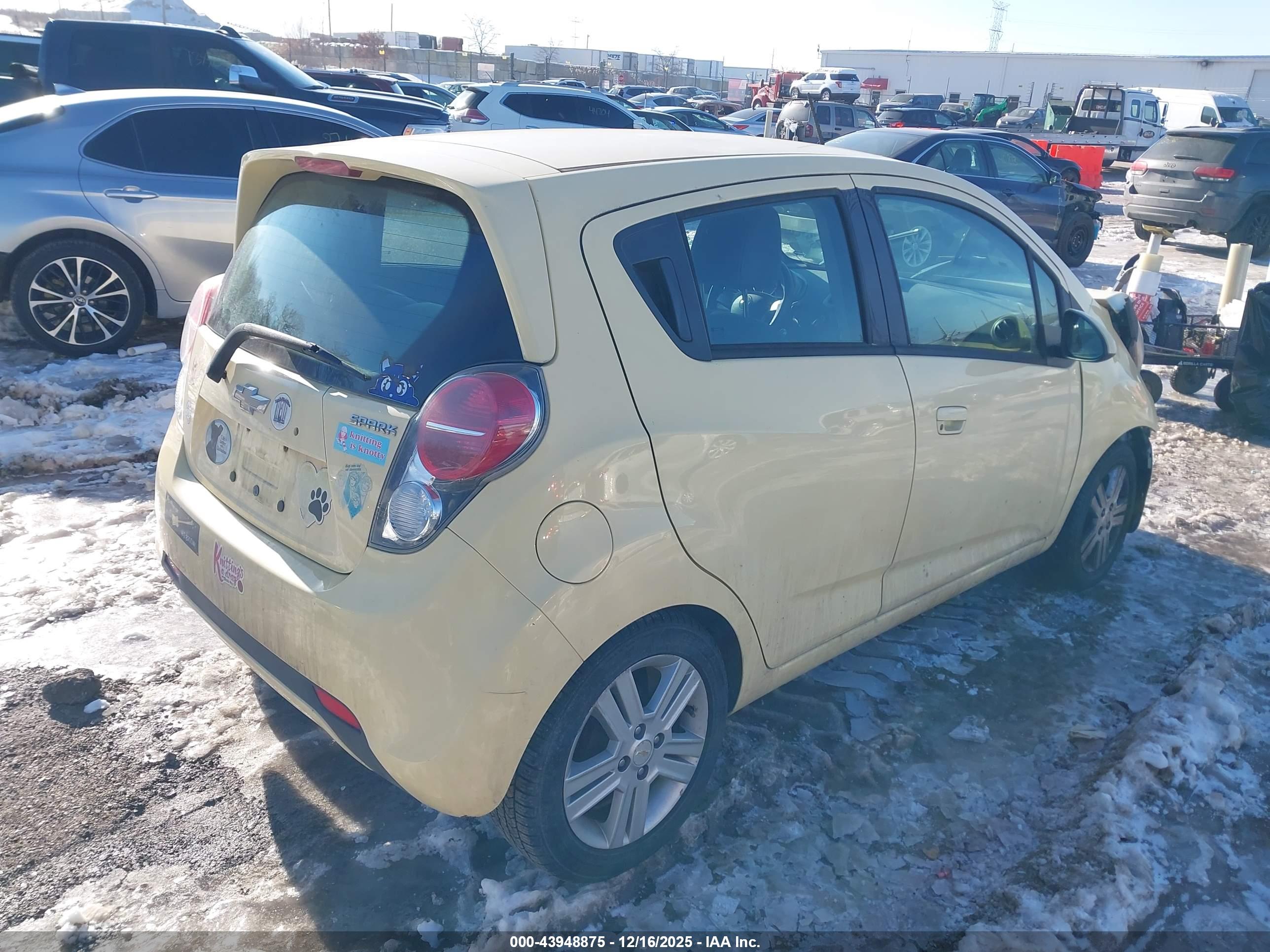 CHEVROLET SPARK image 4