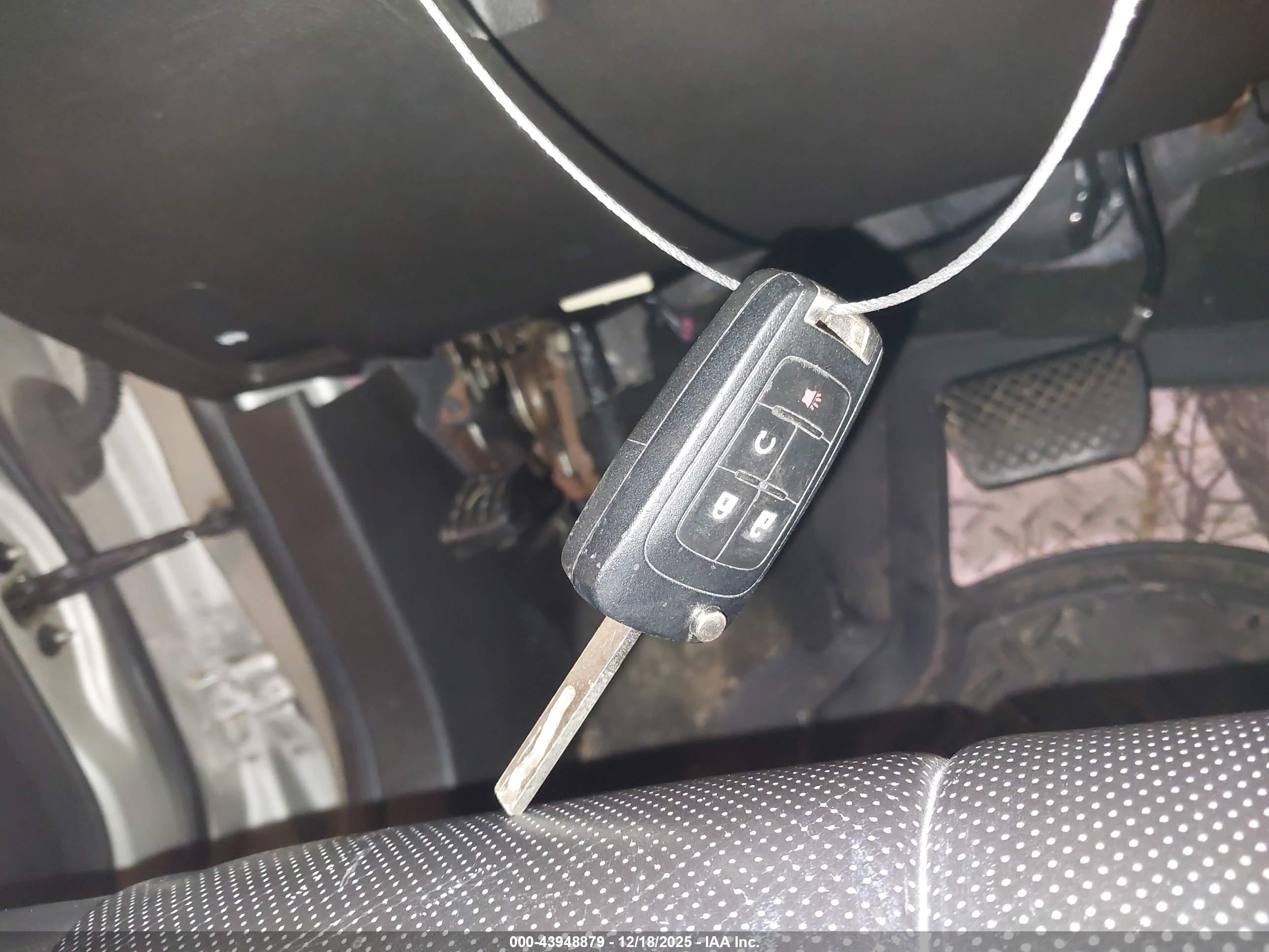 GMC TERRAIN image 11