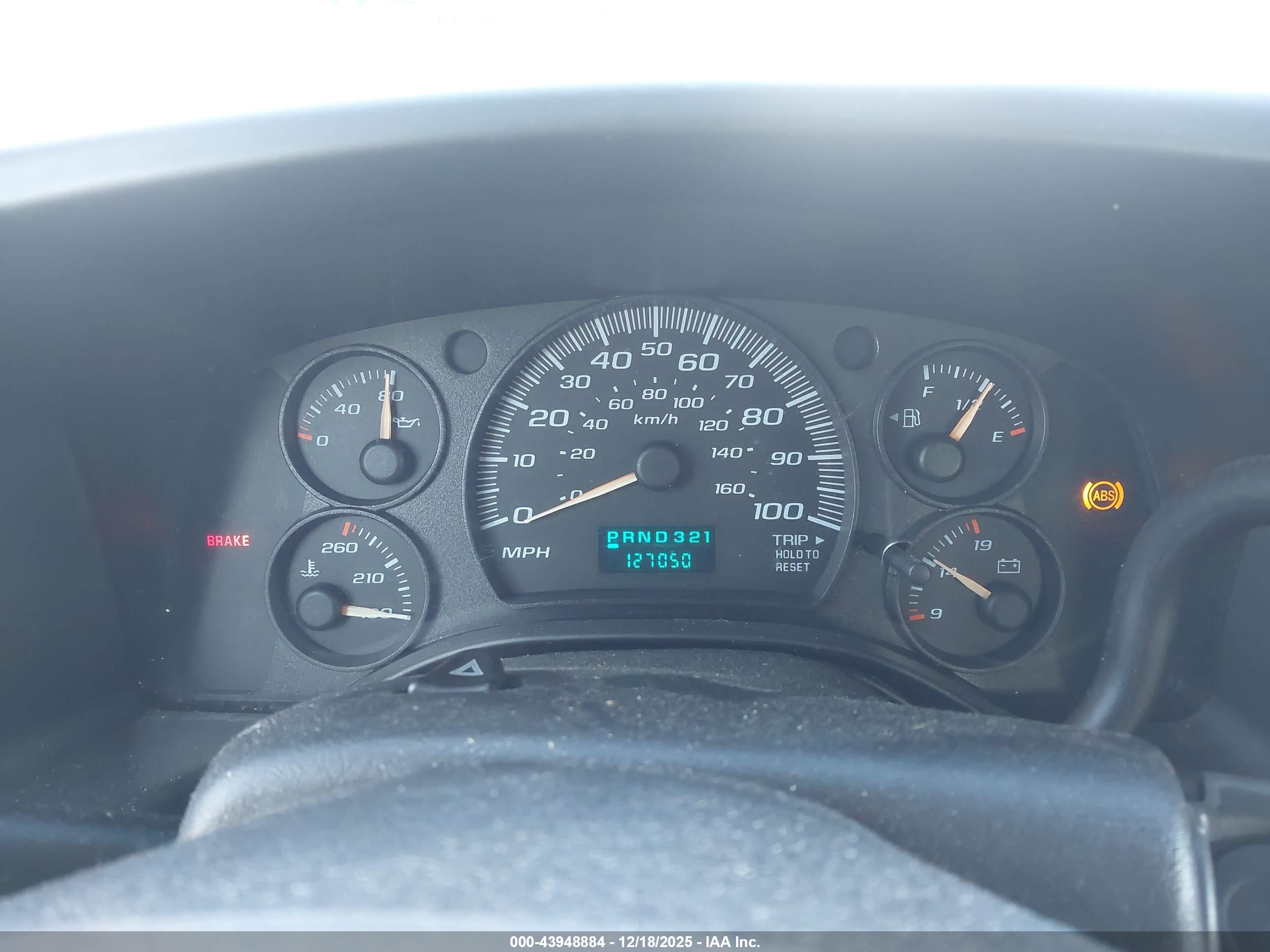 CHEVROLET EXPRESS image 7