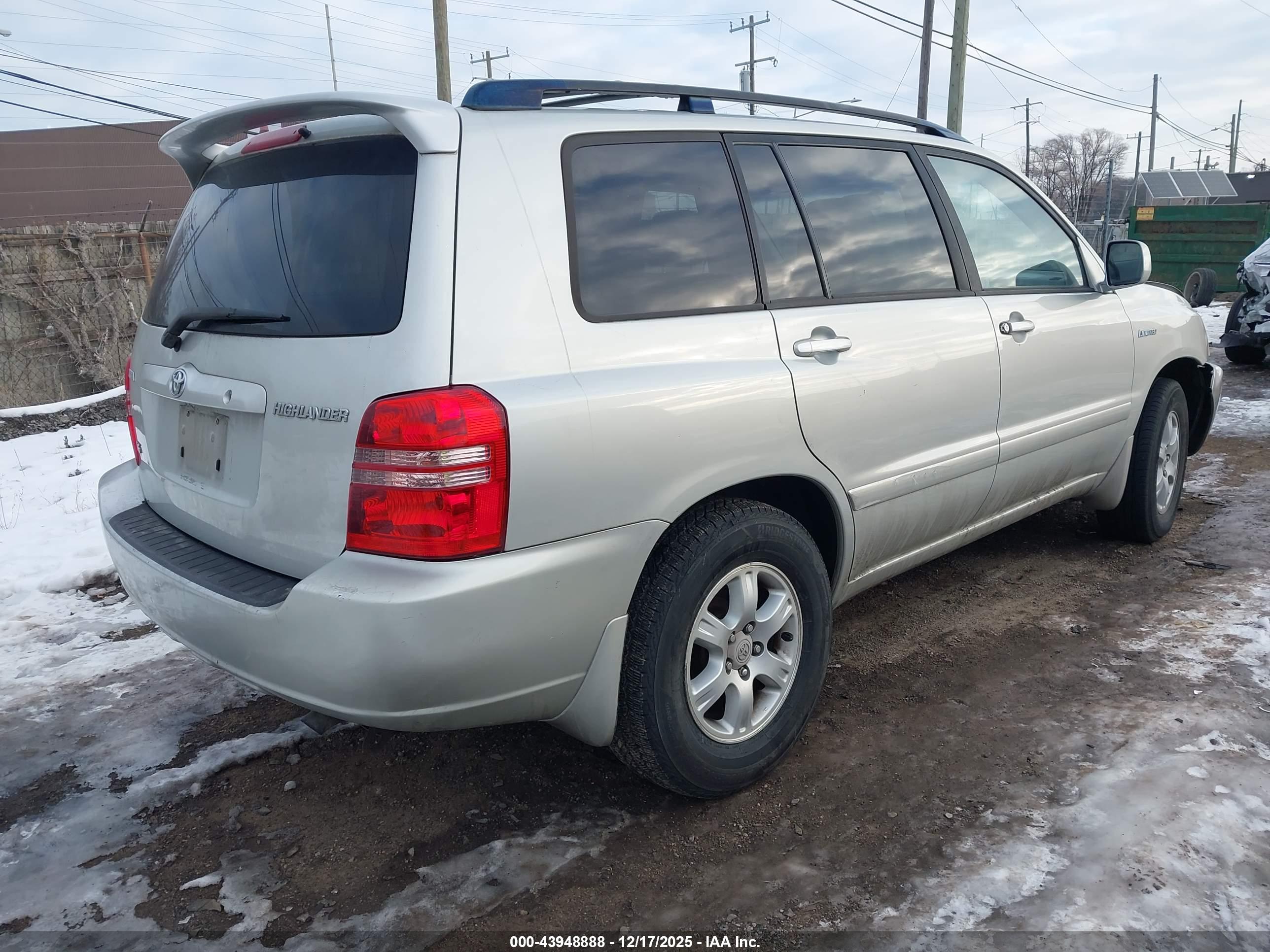 TOYOTA HIGHLANDER image 4