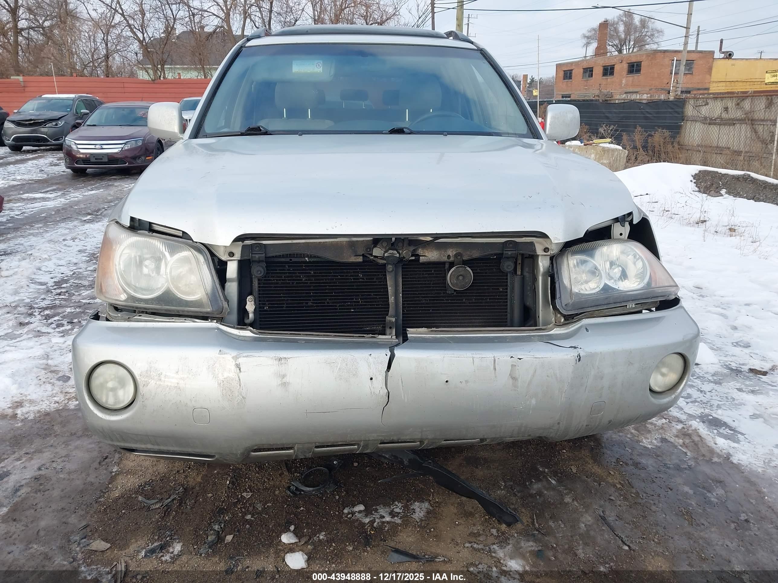 TOYOTA HIGHLANDER image 6
