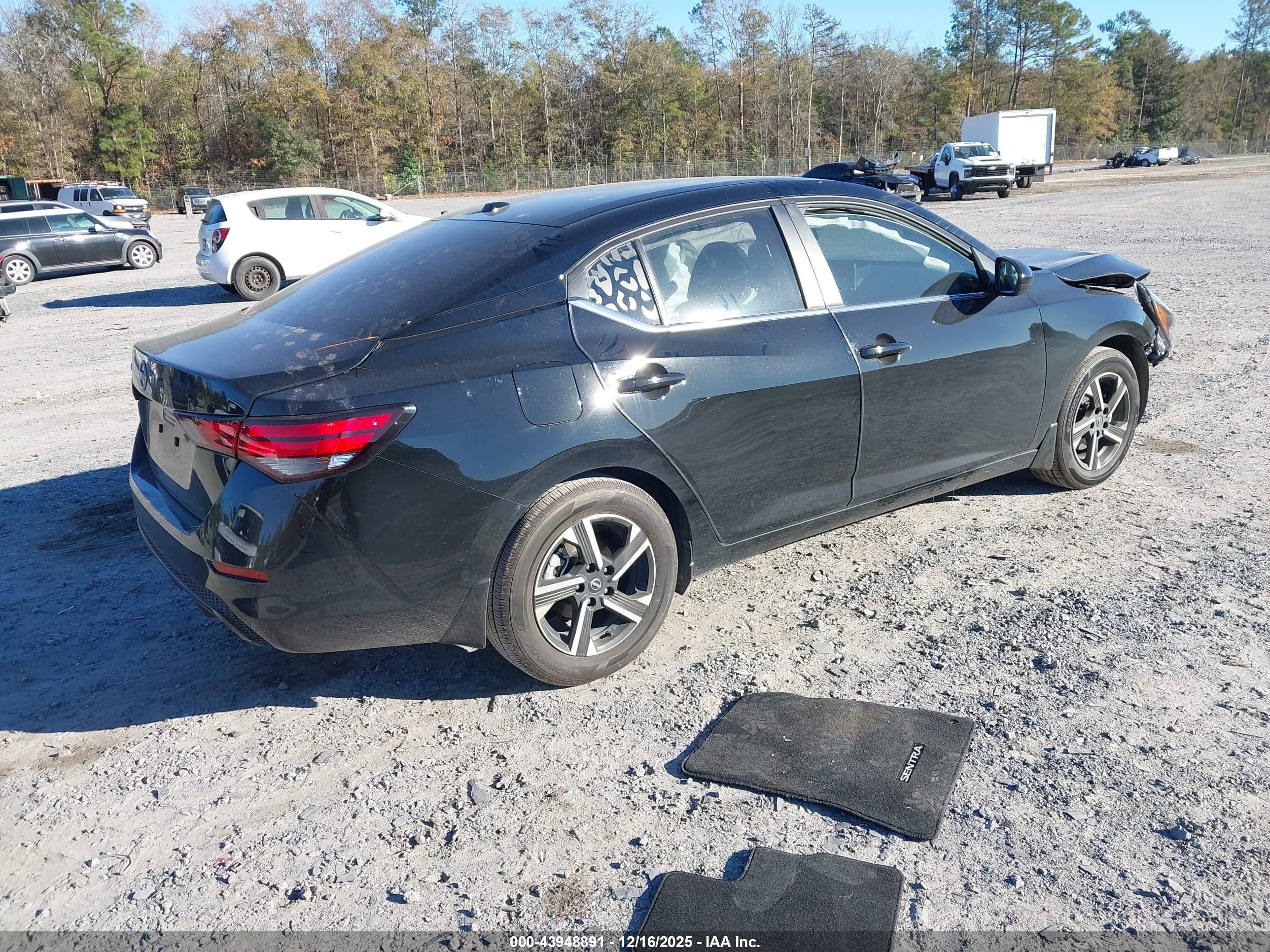NISSAN SENTRA image 4