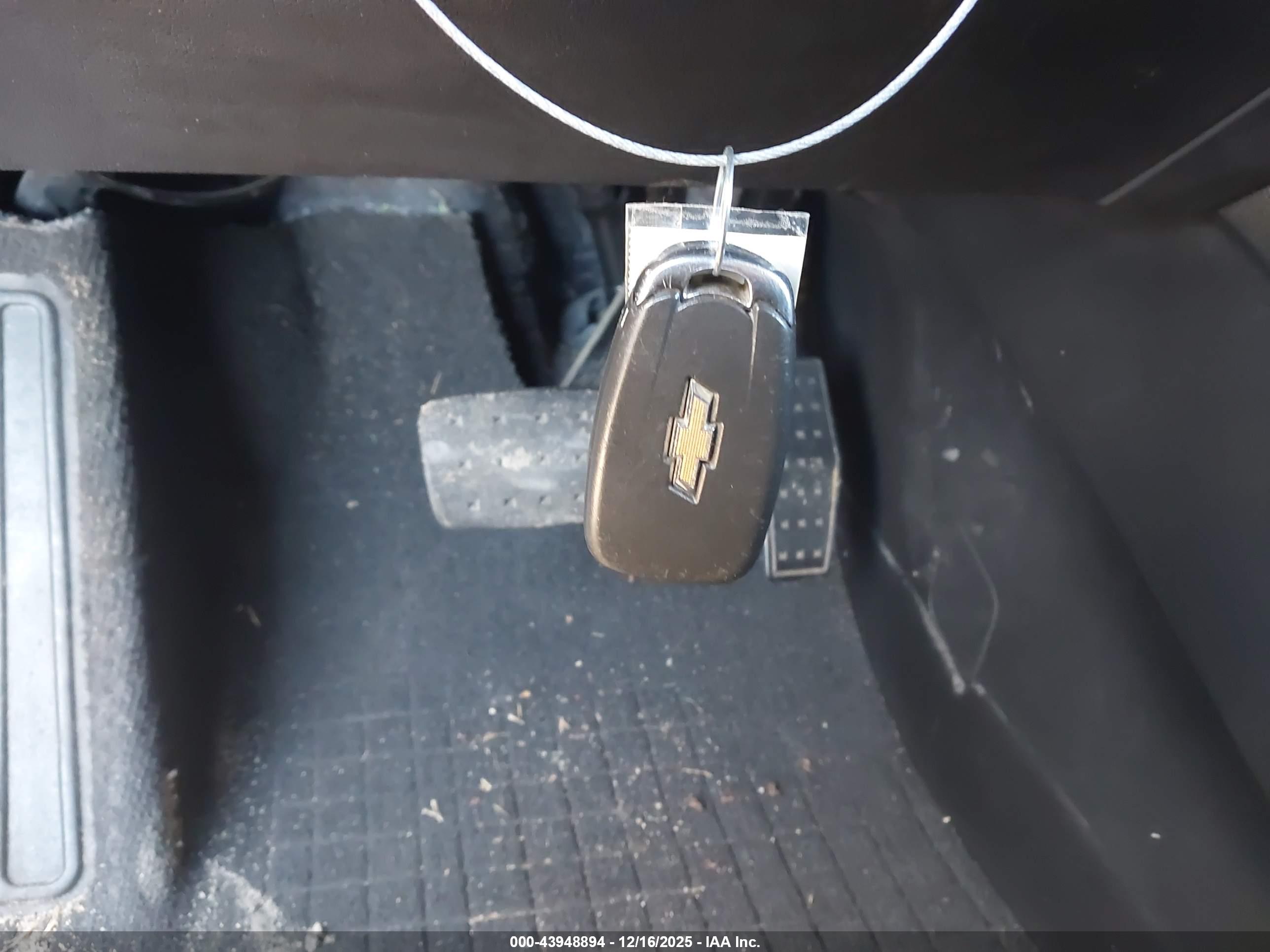 CHEVROLET TRAVERSE image 11