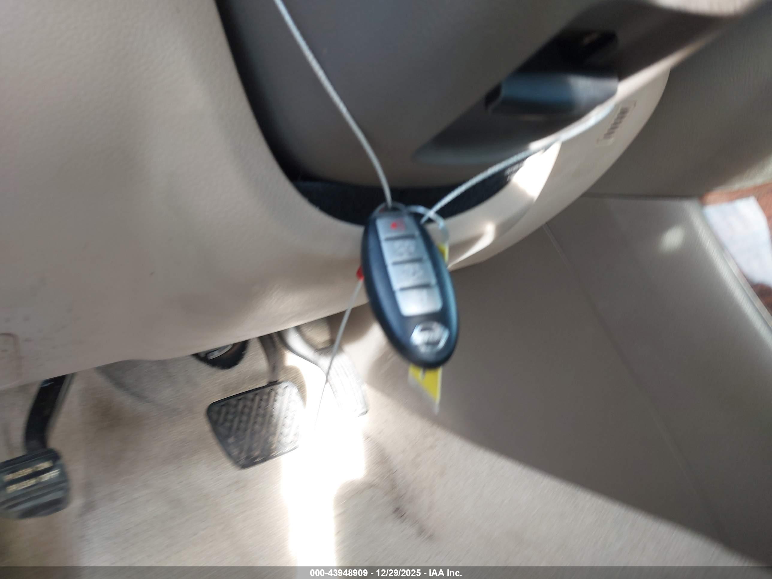 NISSAN ALTIMA image 11