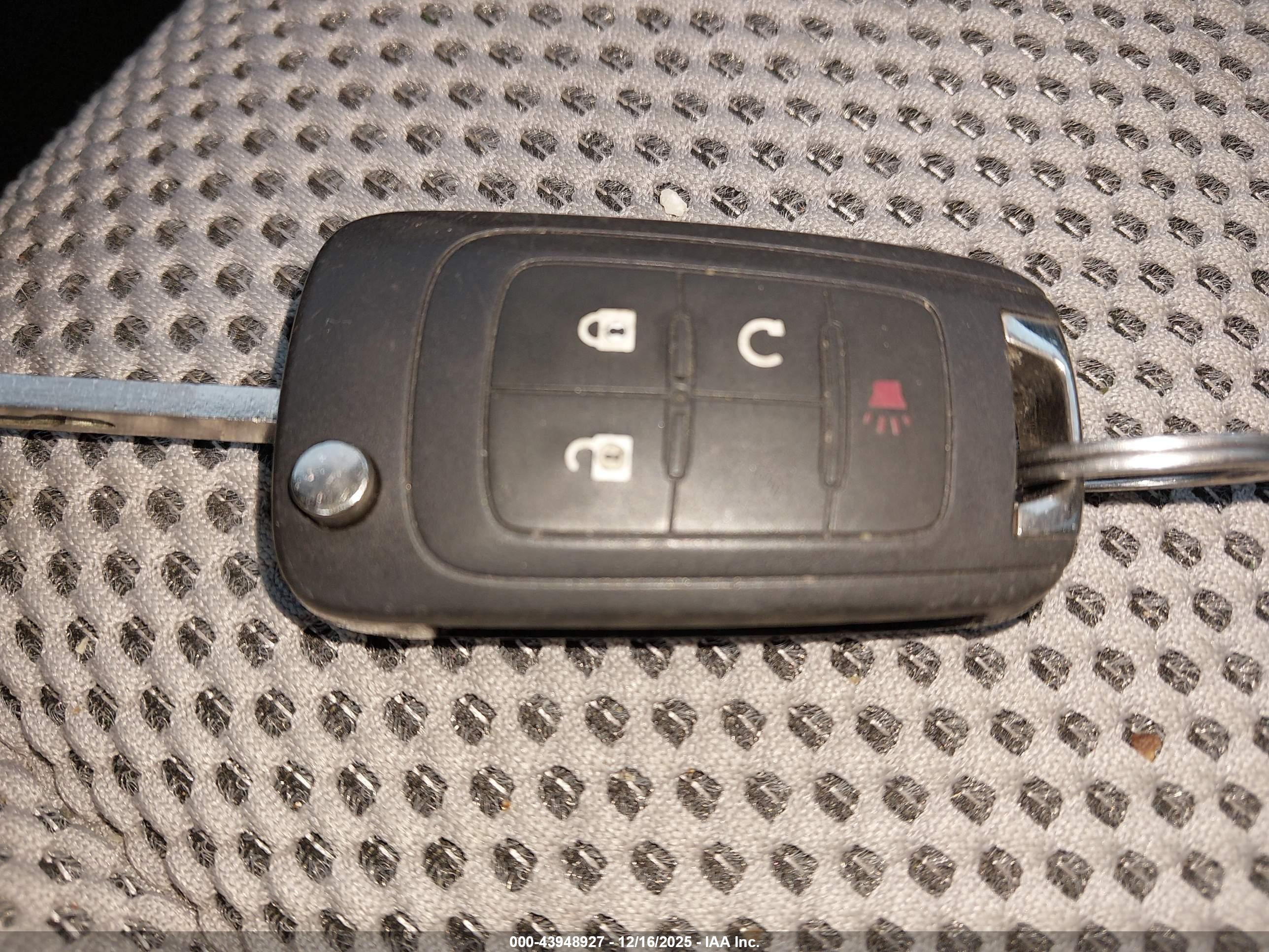 CHEVROLET EQUINOX image 11