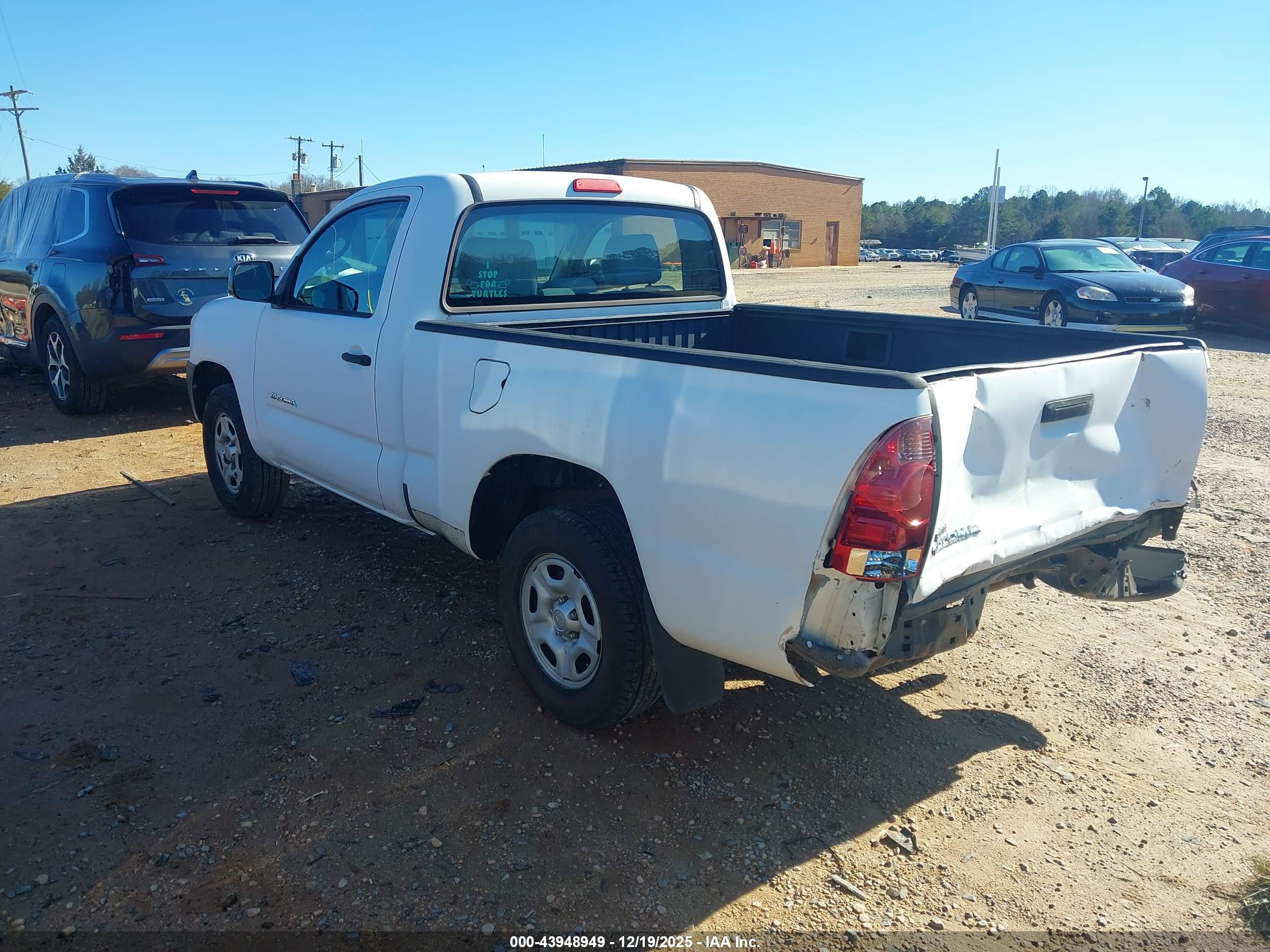 TOYOTA TACOMA image 3