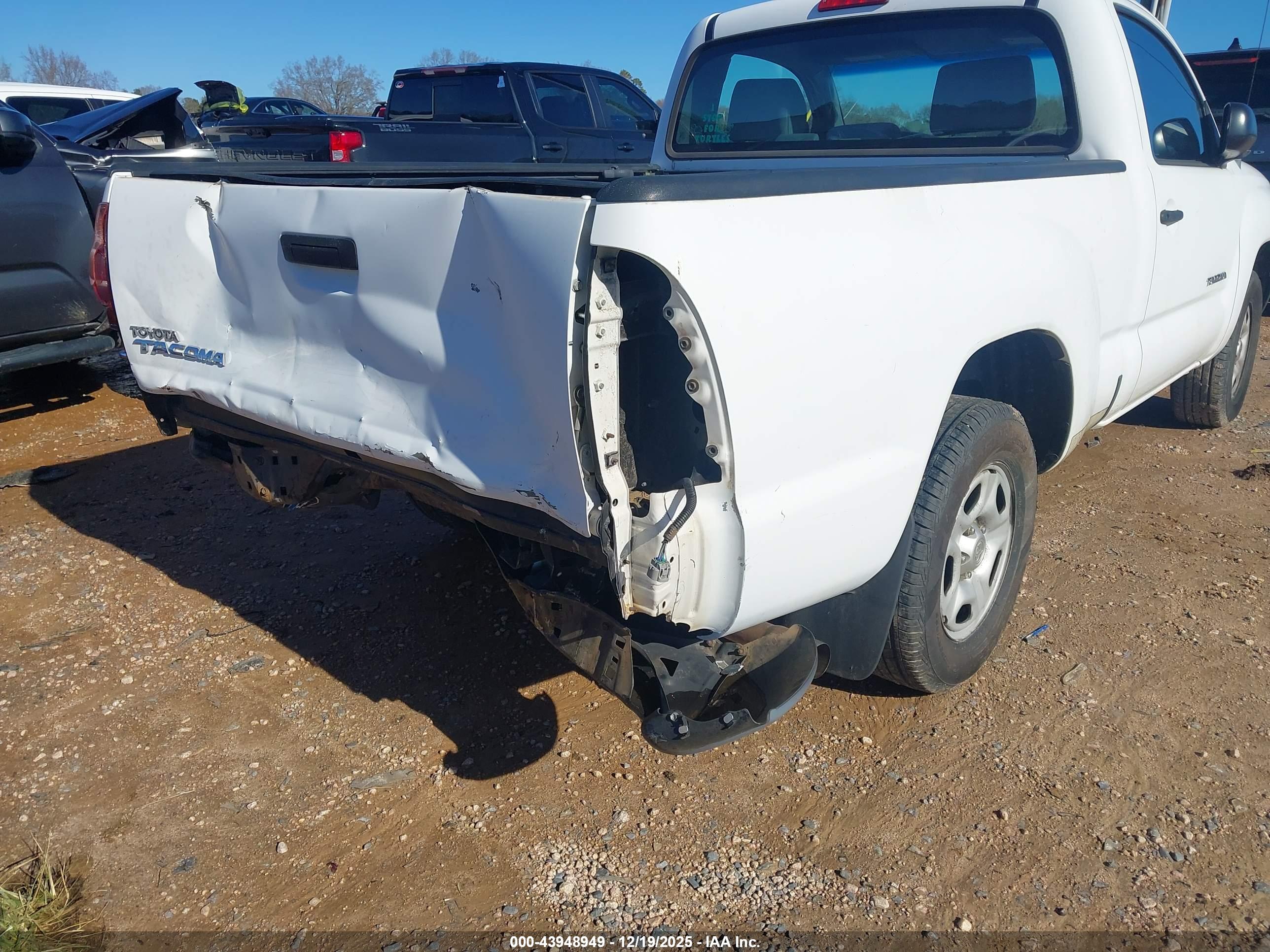TOYOTA TACOMA image 6
