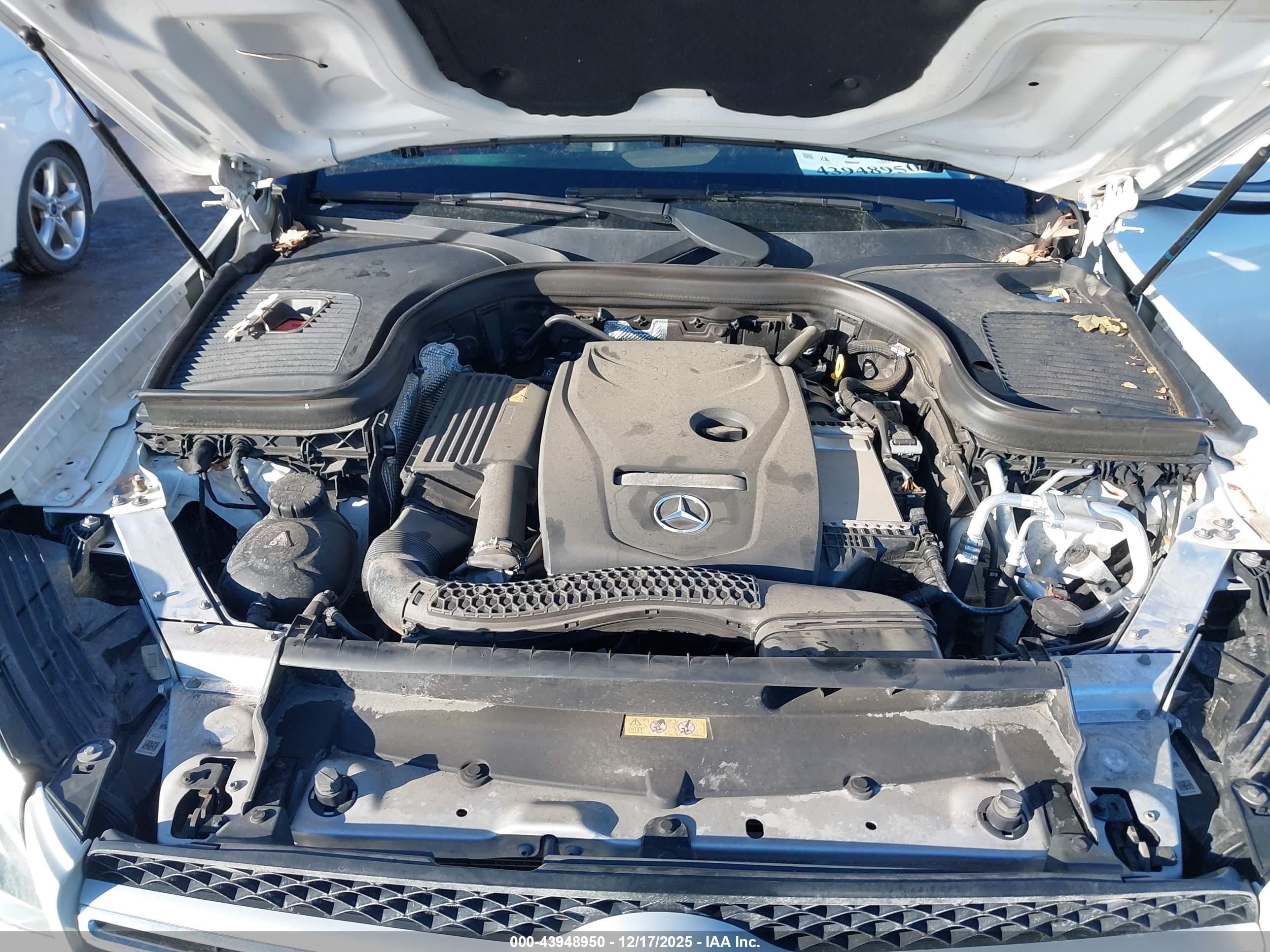 MERCEDES-BENZ GLC image 10