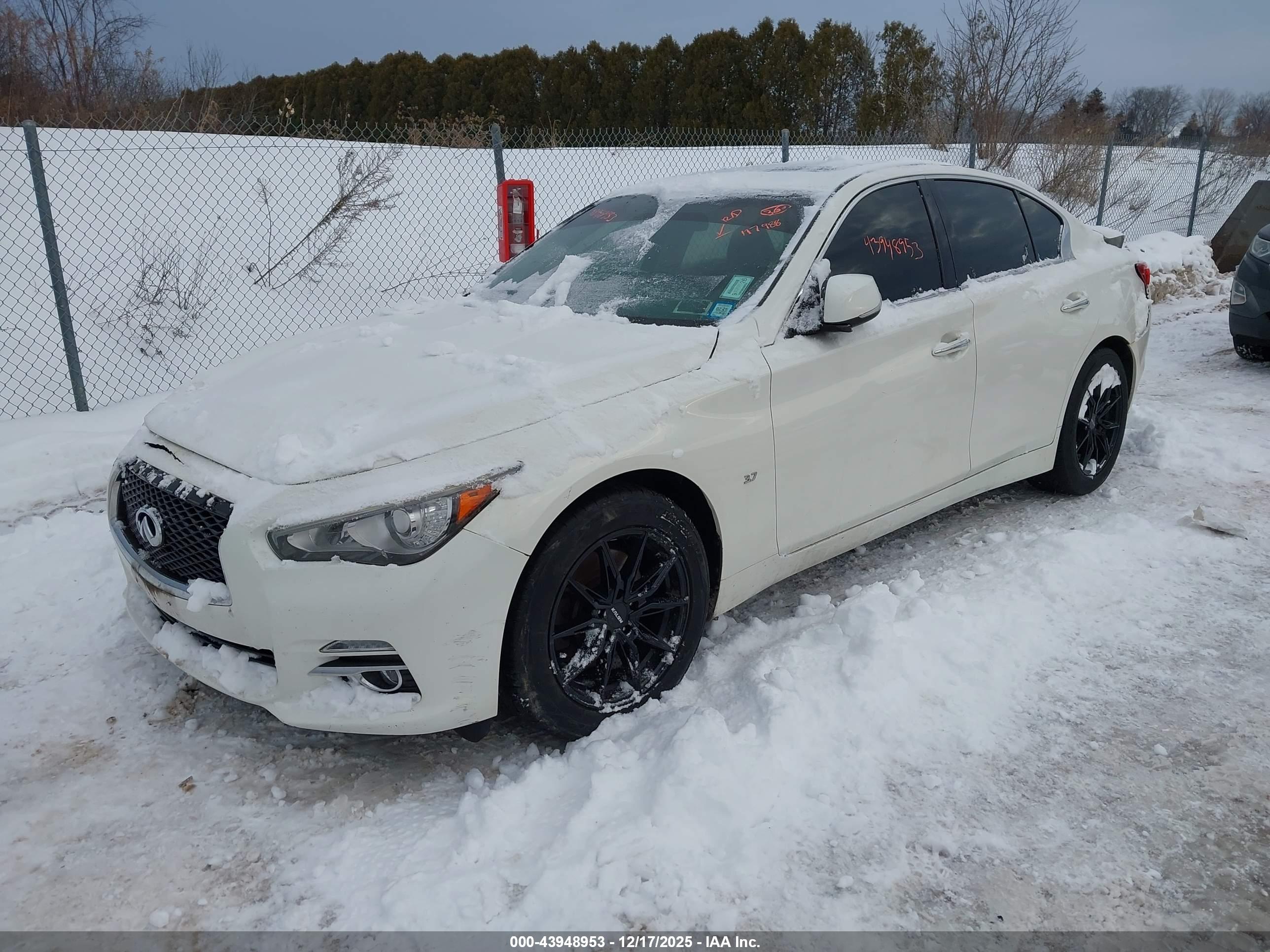 INFINITI Q50 image 2