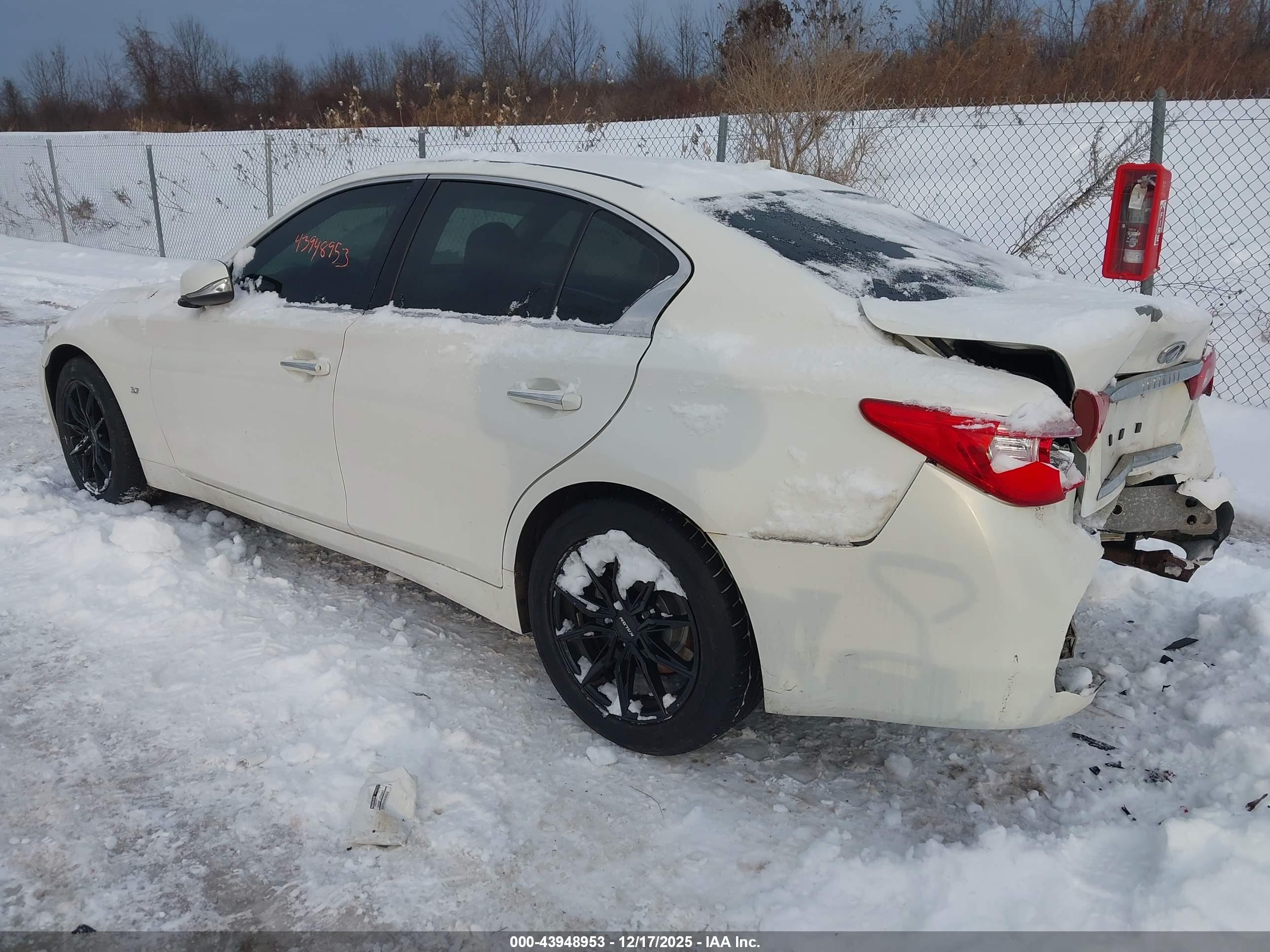INFINITI Q50 image 3