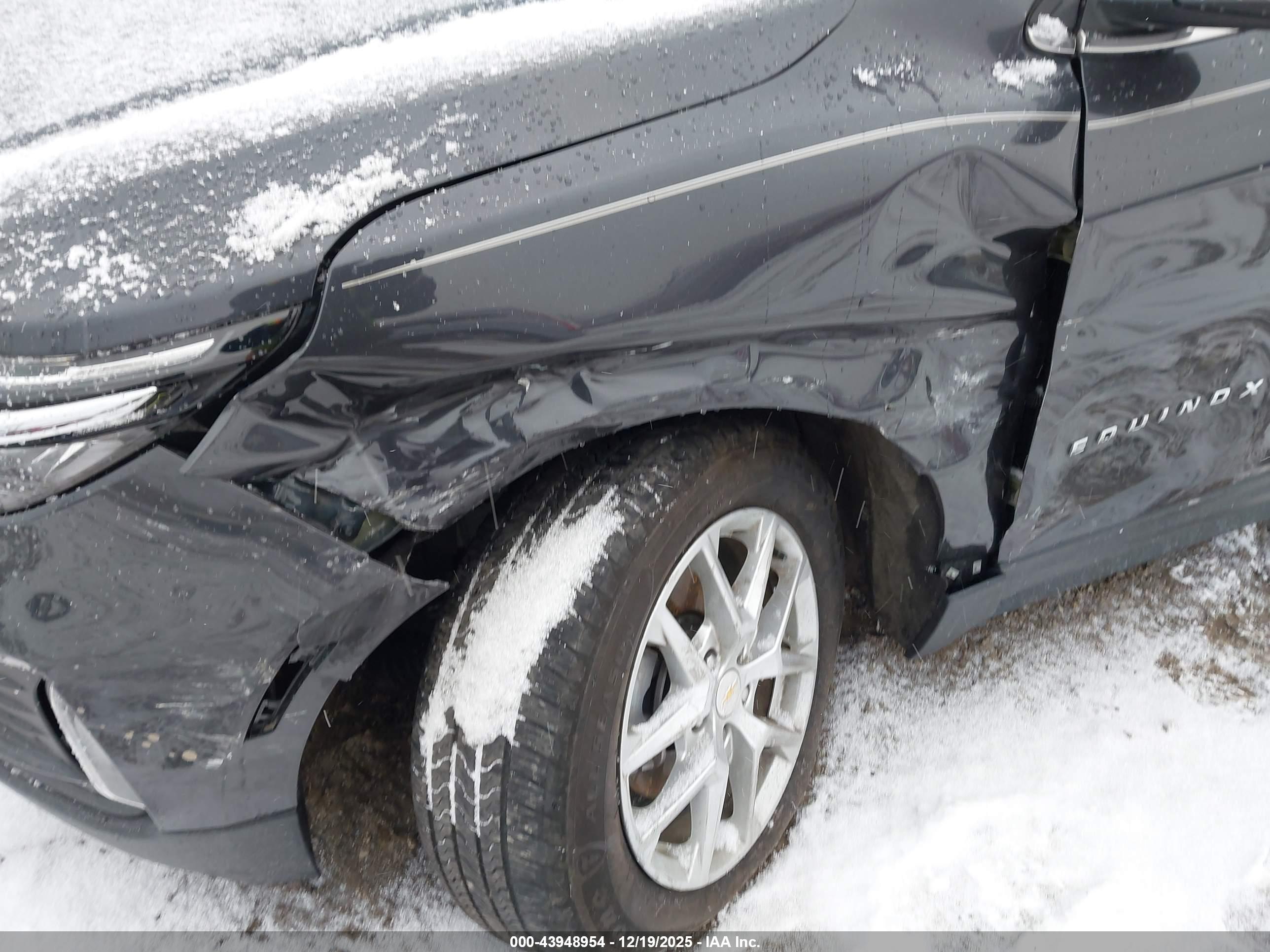 CHEVROLET EQUINOX image 6