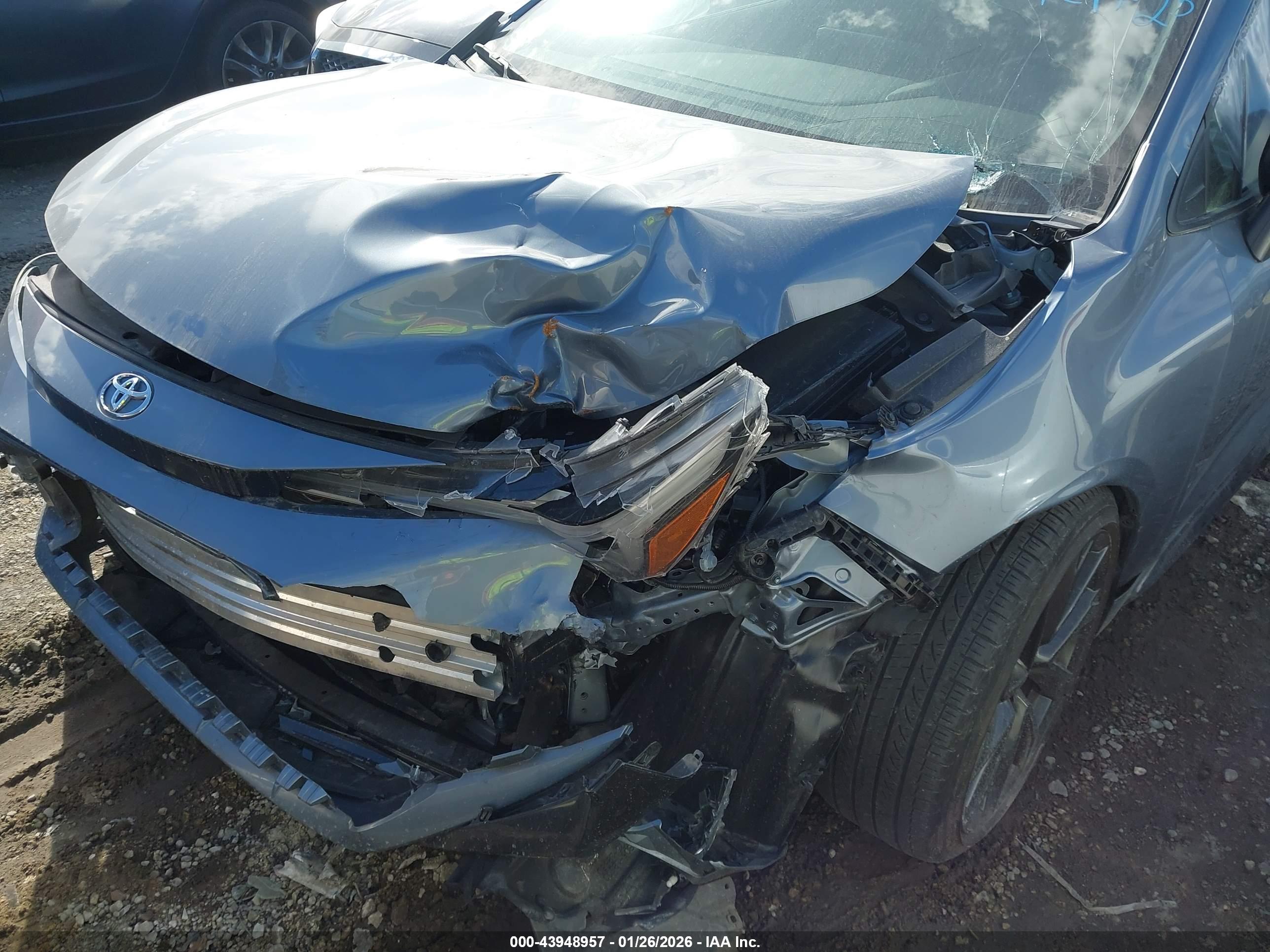 TOYOTA COROLLA image 6