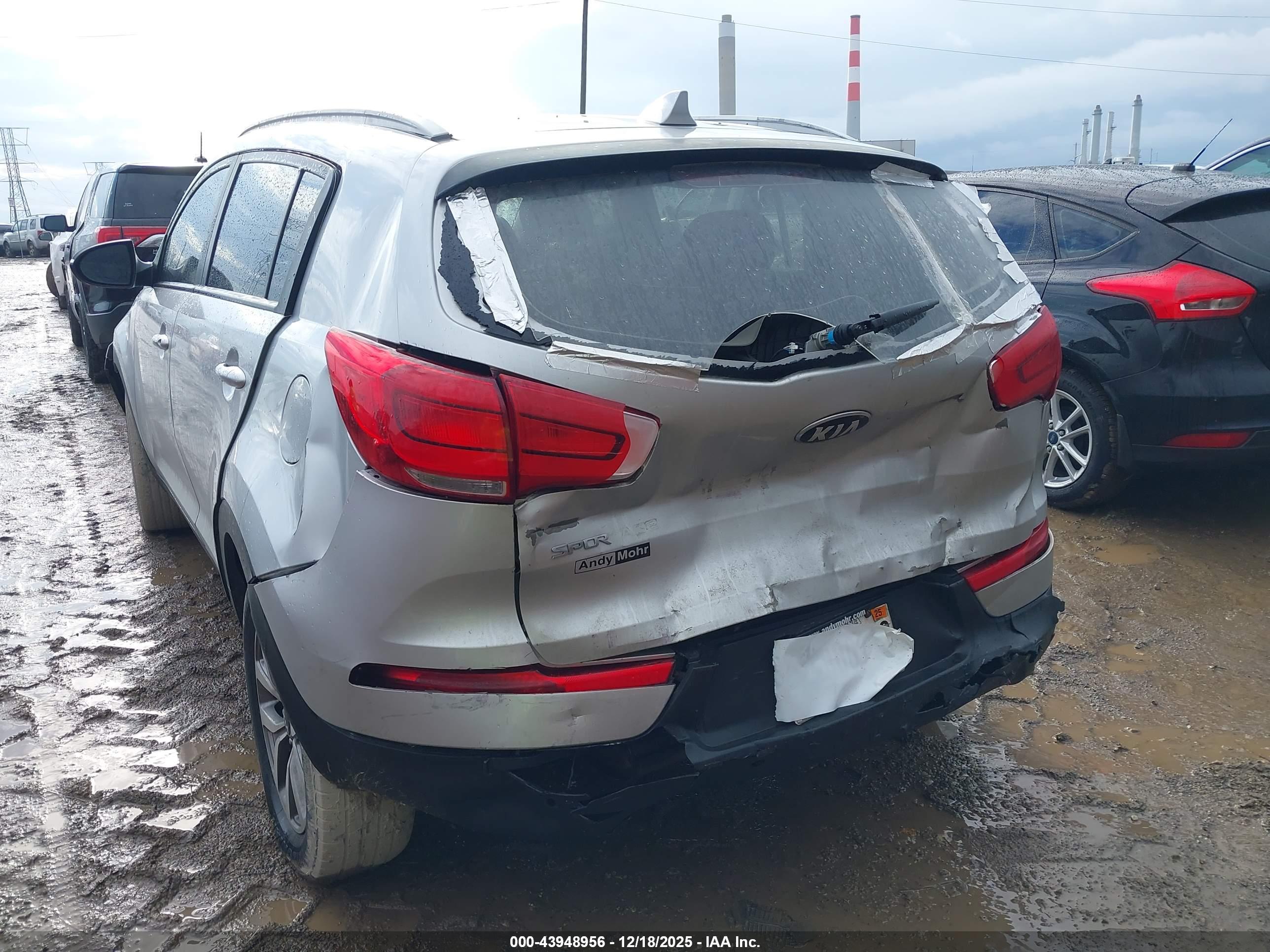 KIA SPORTAGE image 3