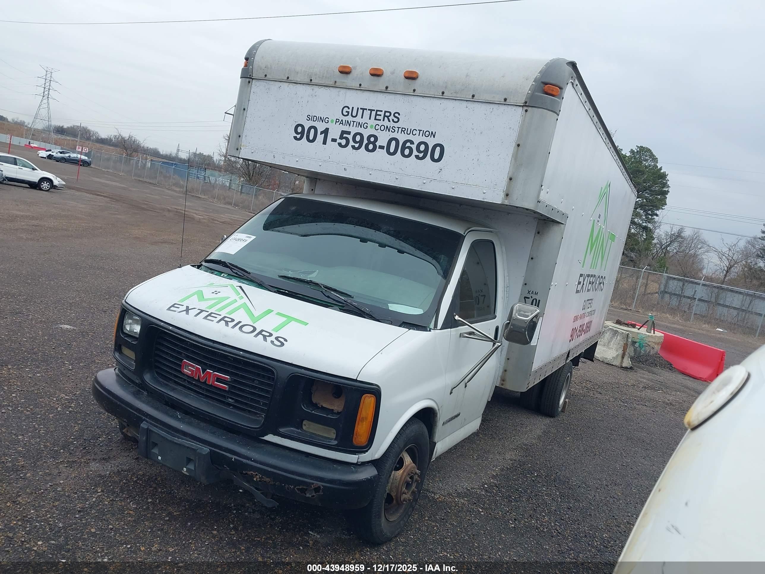 GMC SAVANA image 2