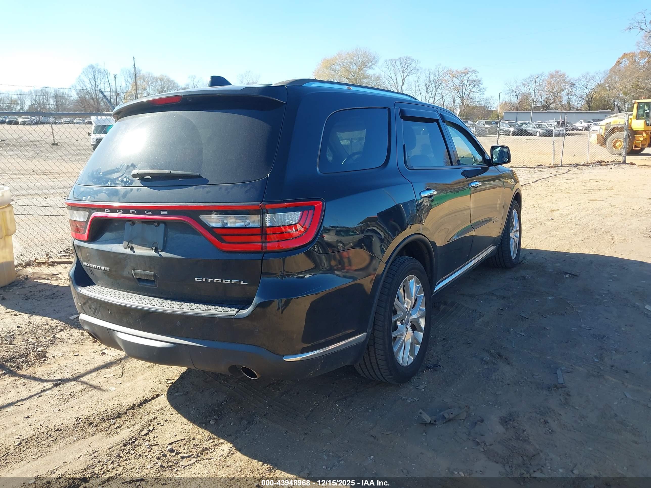 DODGE DURANGO image 4