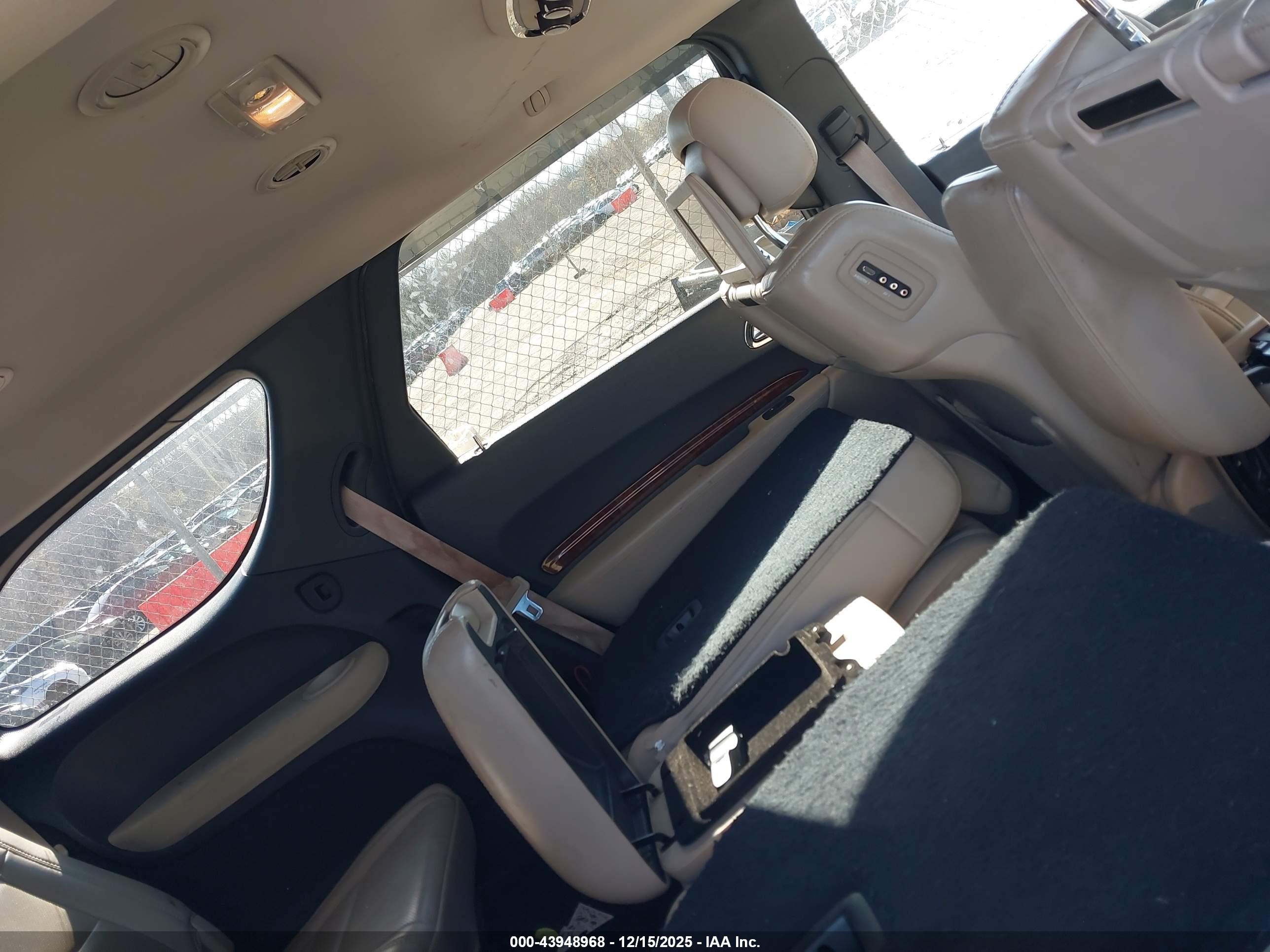 DODGE DURANGO image 8