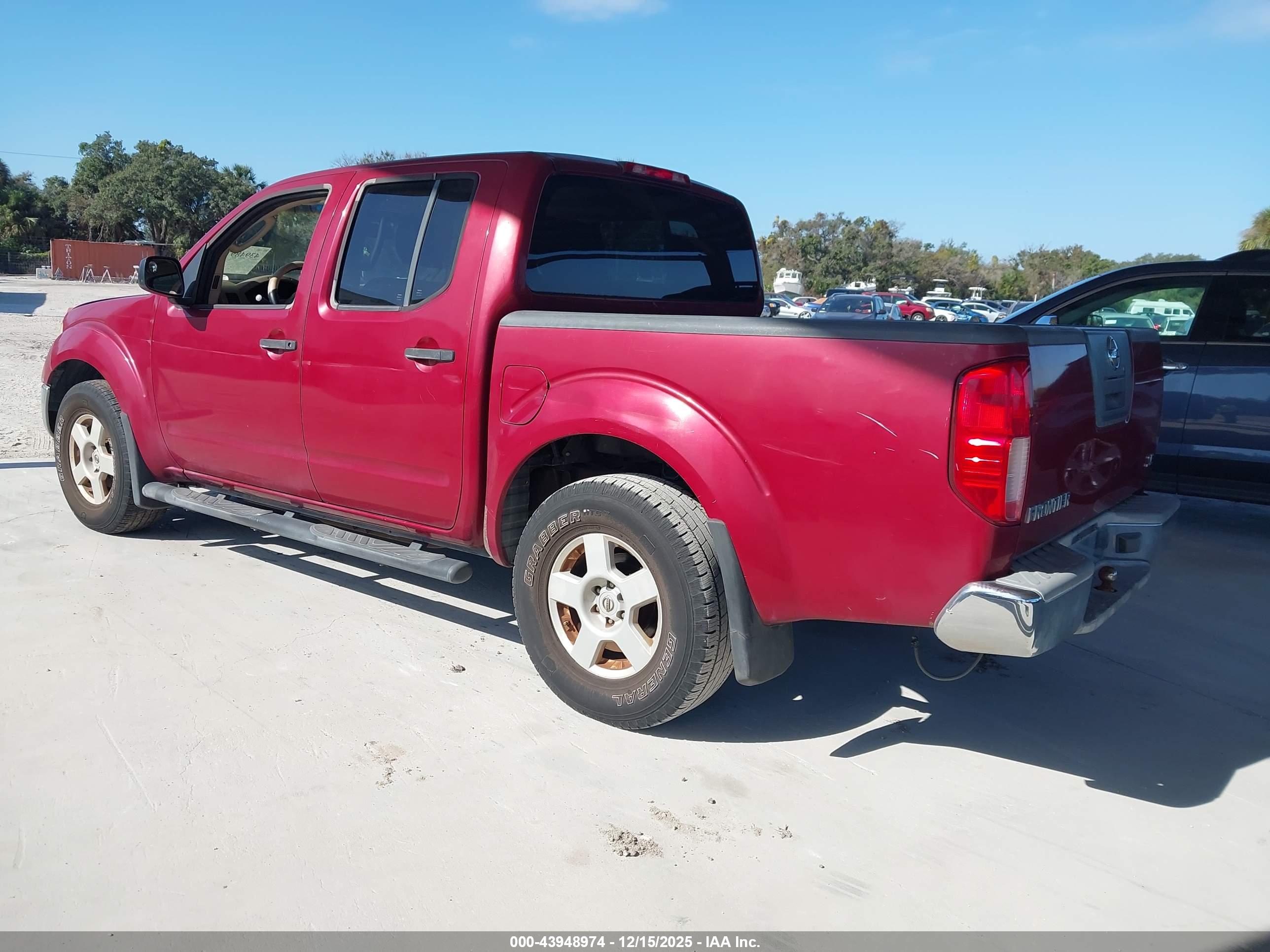 NISSAN FRONTIER image 3