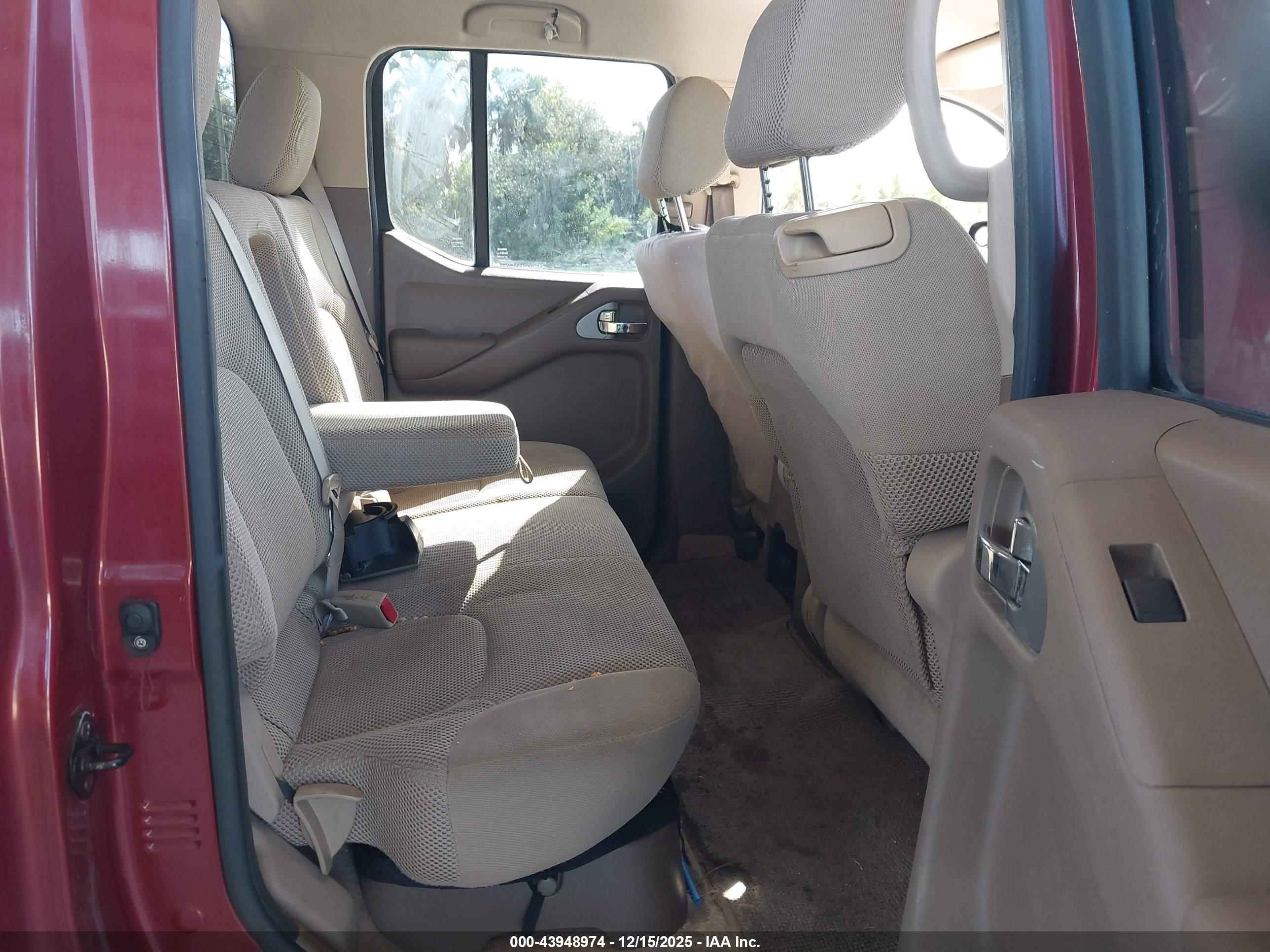 NISSAN FRONTIER image 8