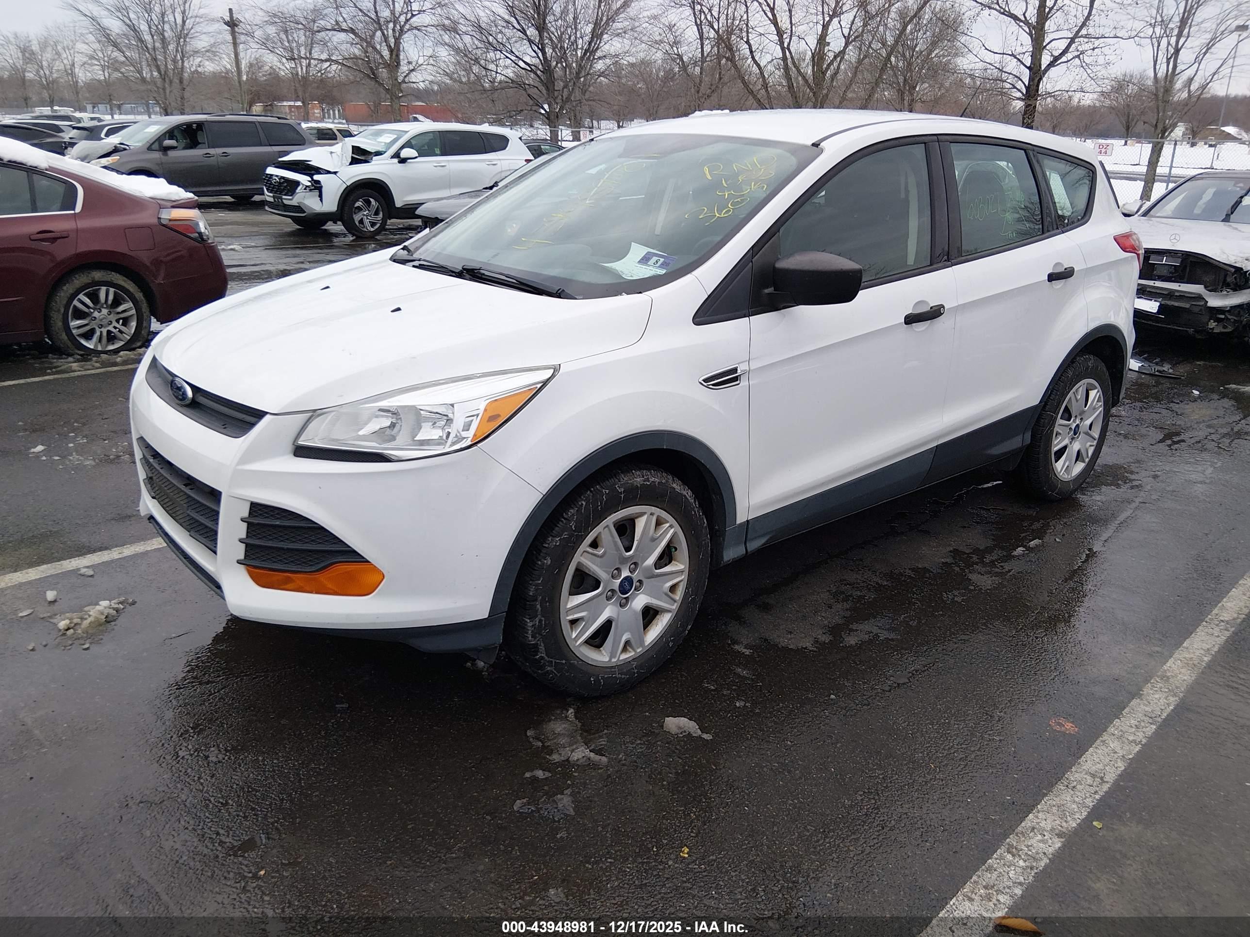 FORD ESCAPE image 2