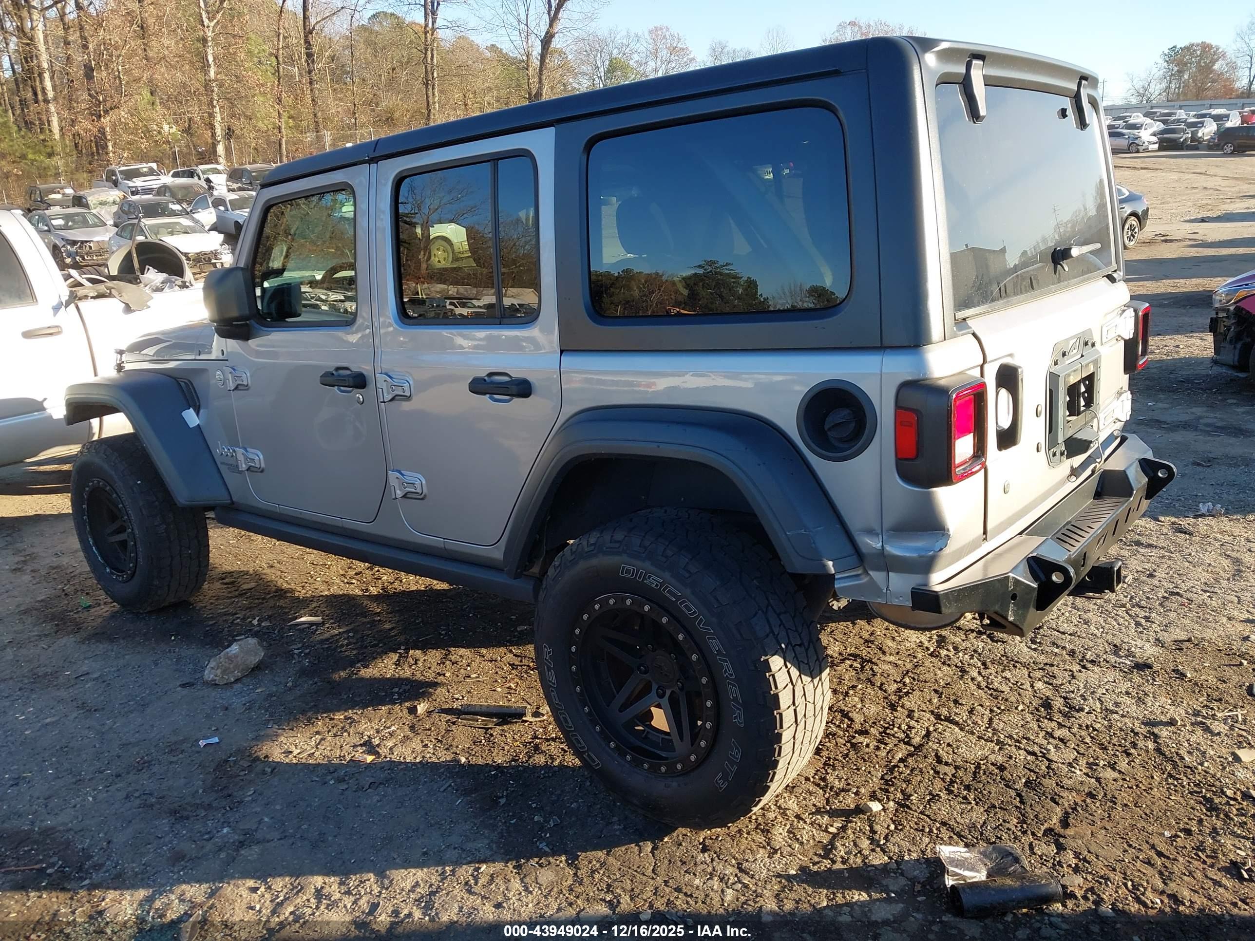 JEEP WRANGLER image 3