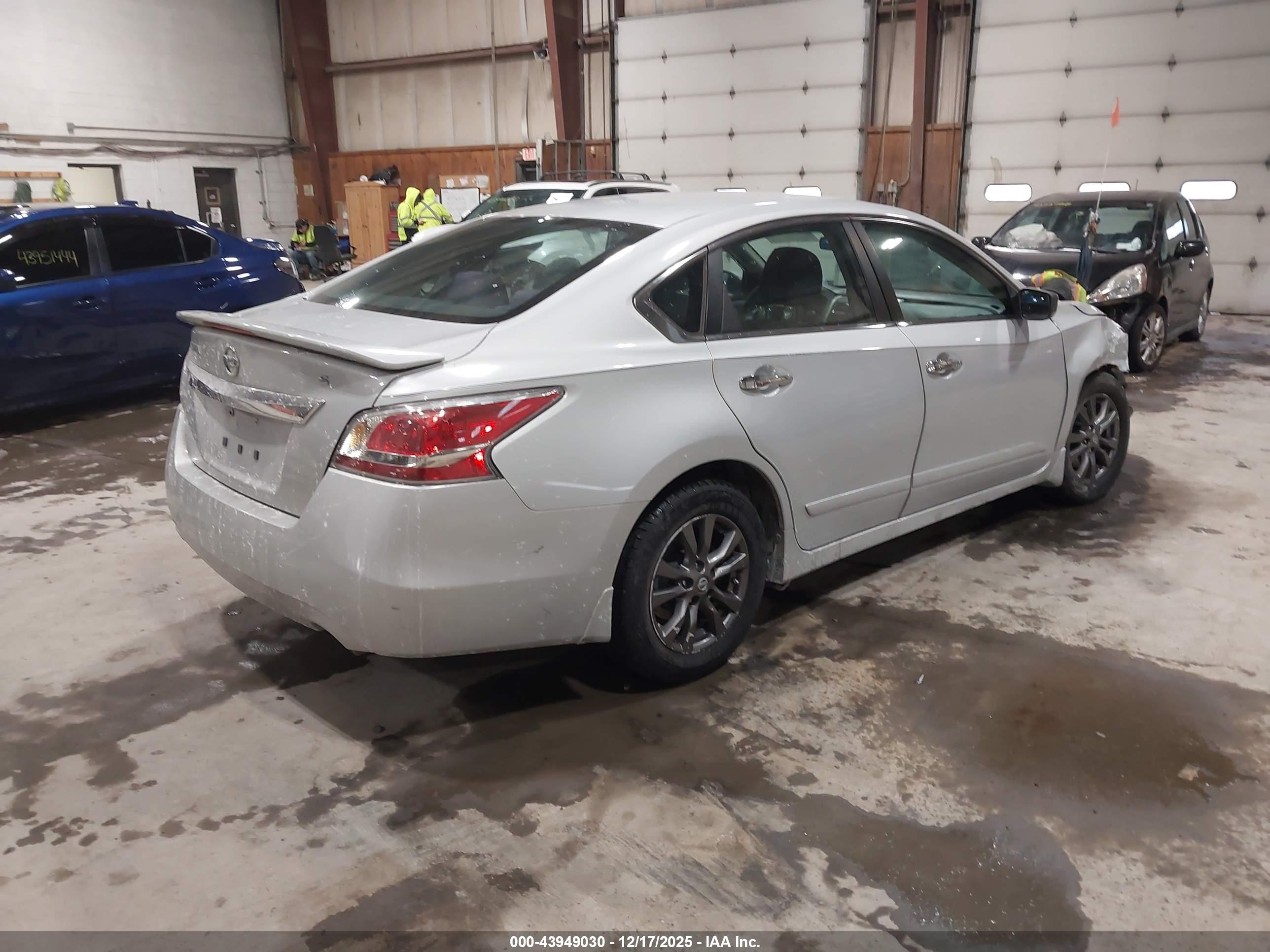 NISSAN ALTIMA image 4