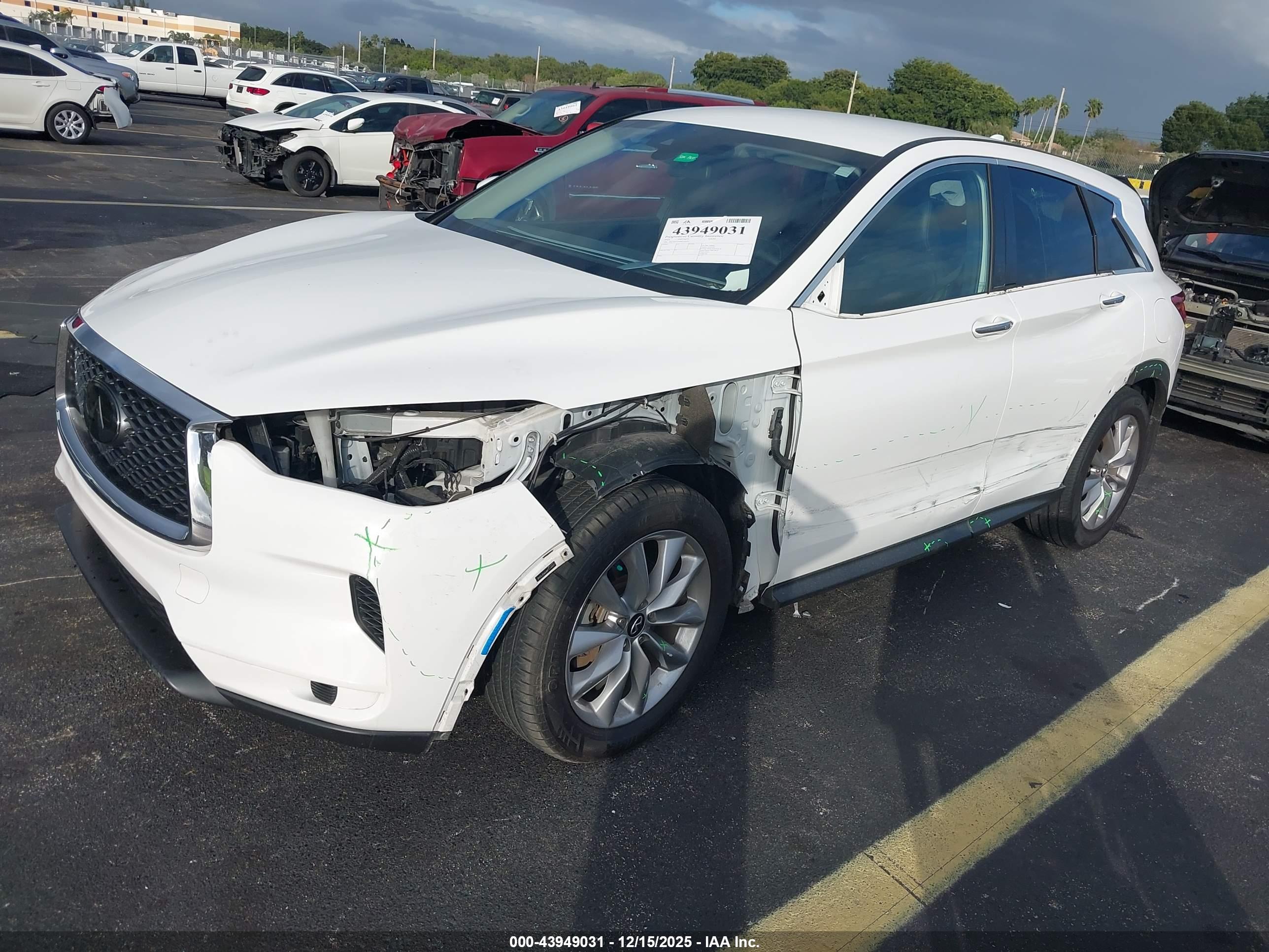 INFINITI QX50 image 2
