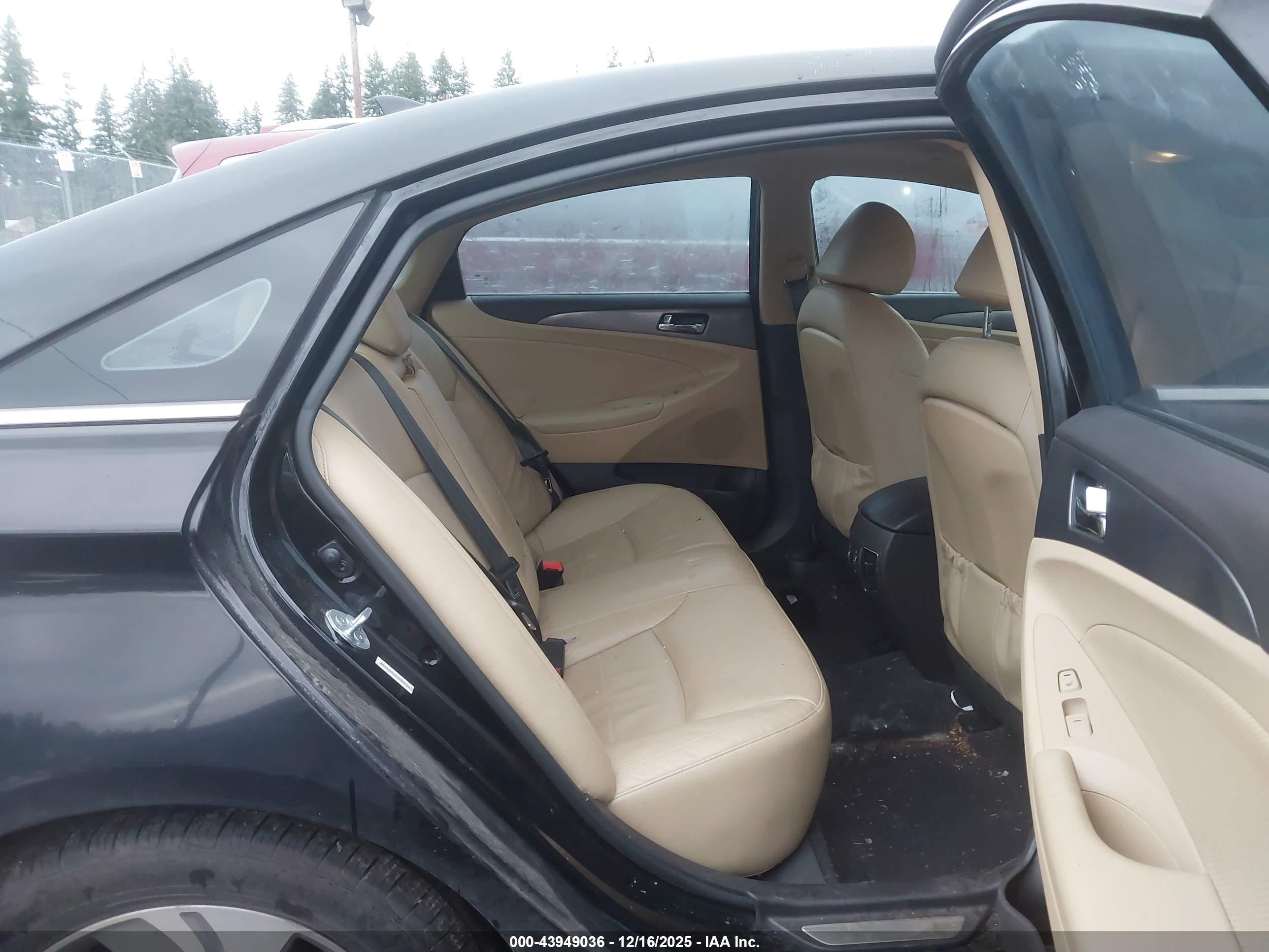 HYUNDAI SONATA image 8