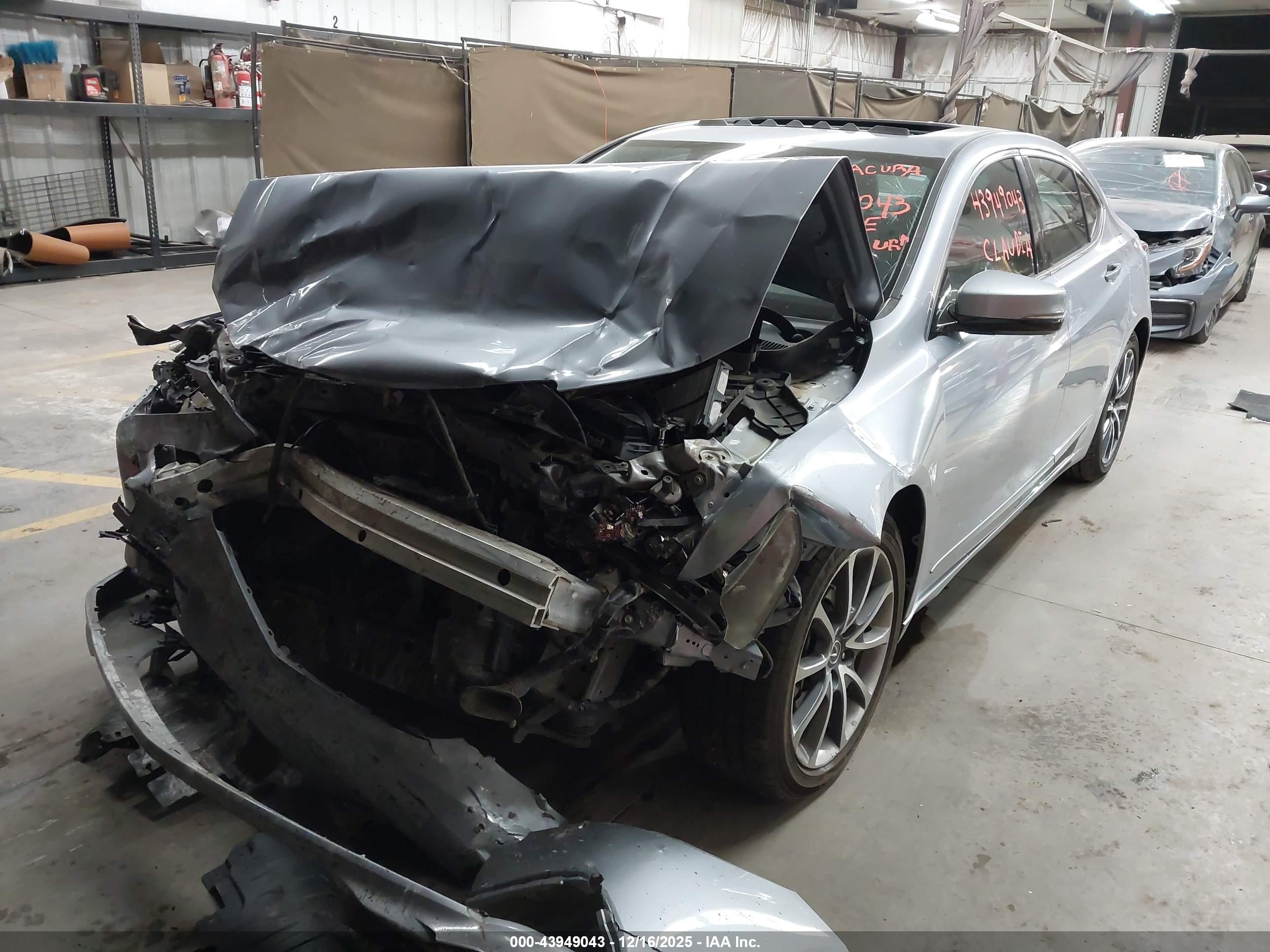 ACURA TLX image 2