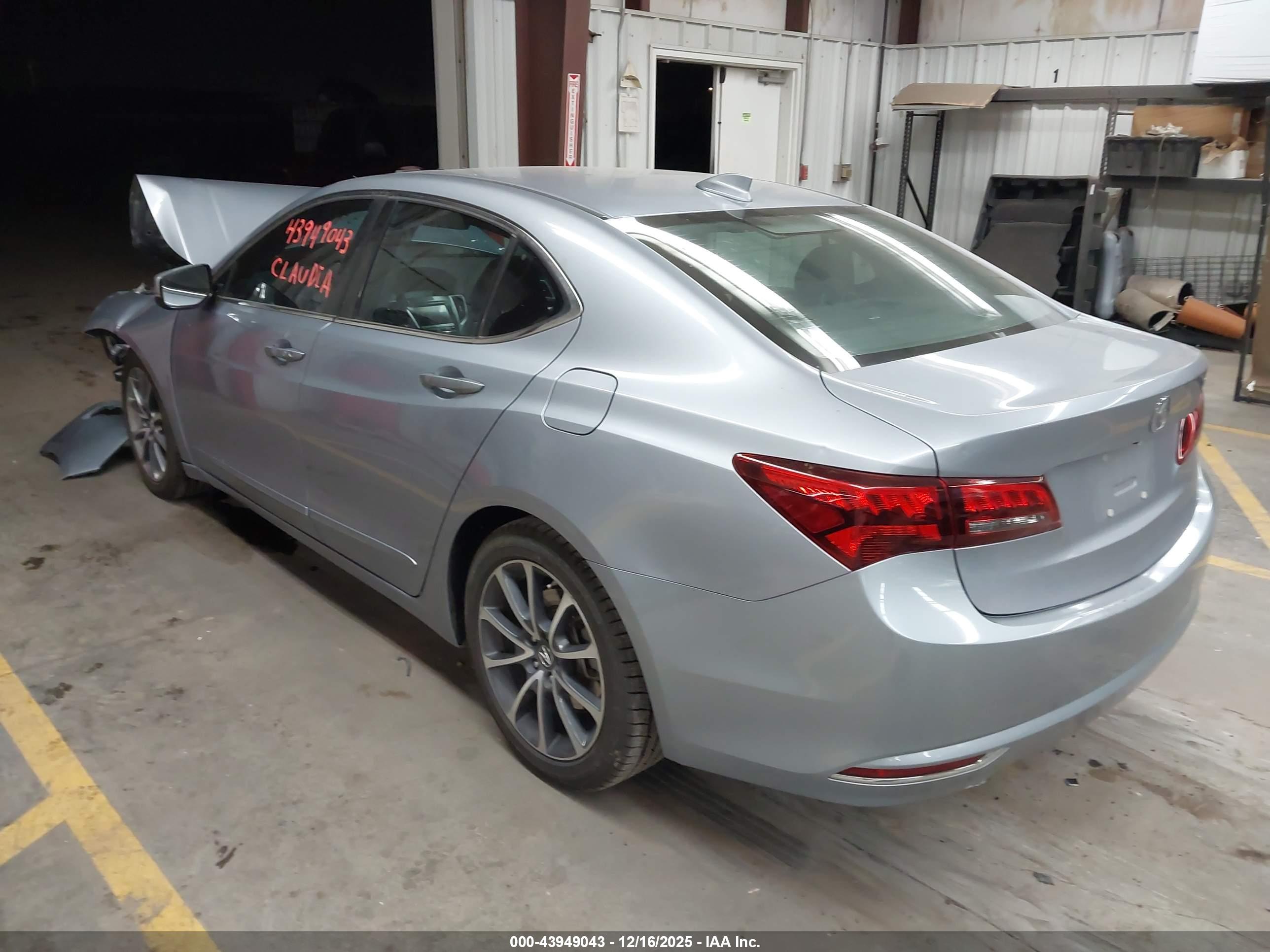 ACURA TLX image 3