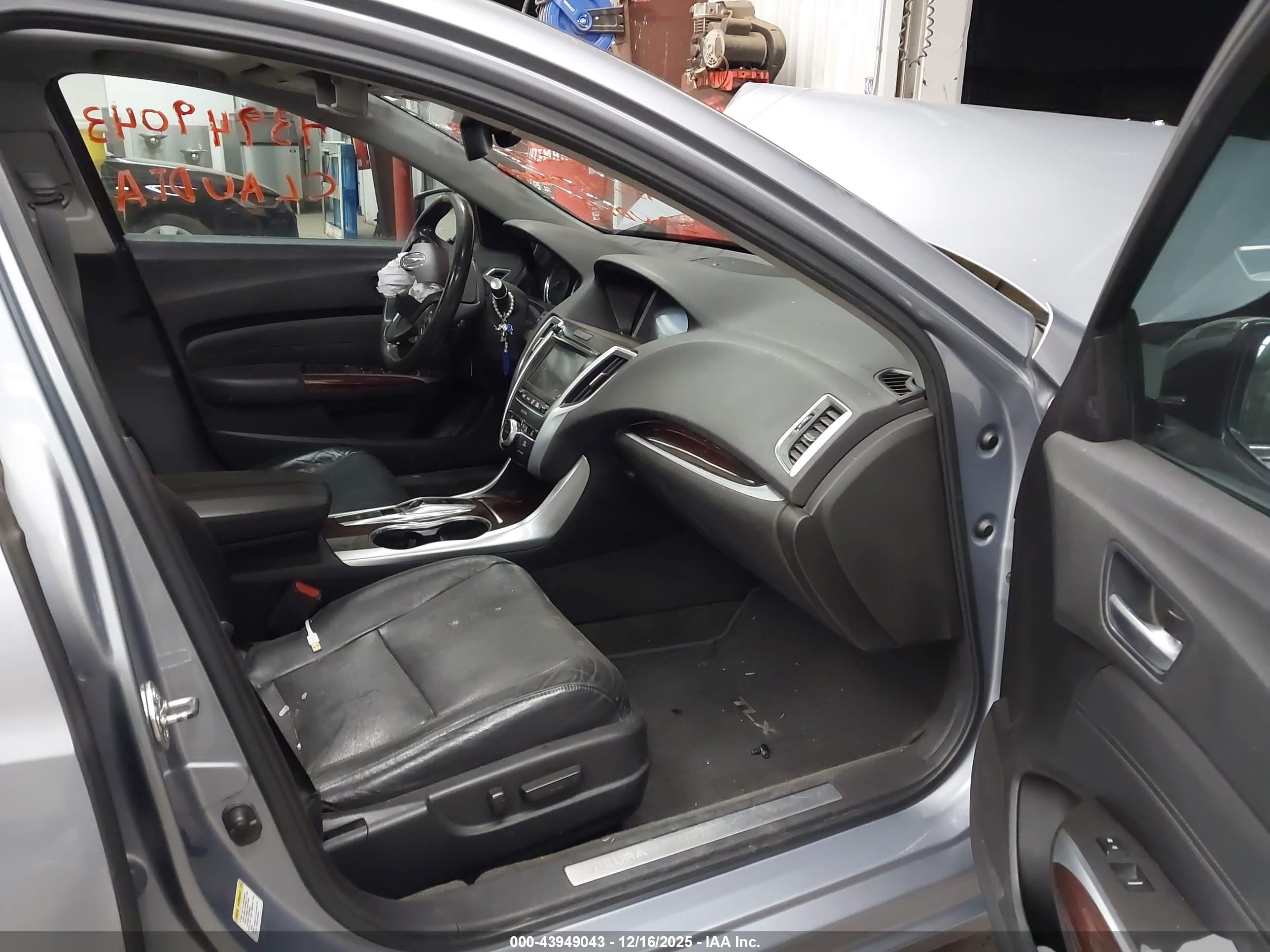 ACURA TLX image 5