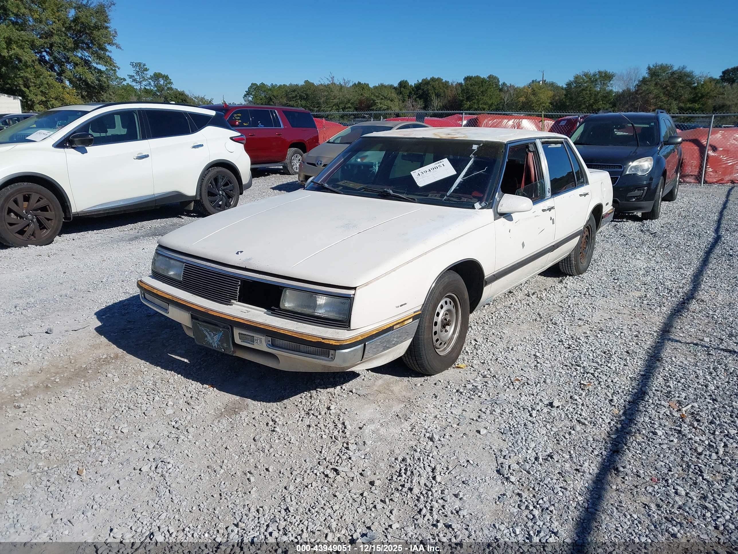 BUICK LESABRE image 2