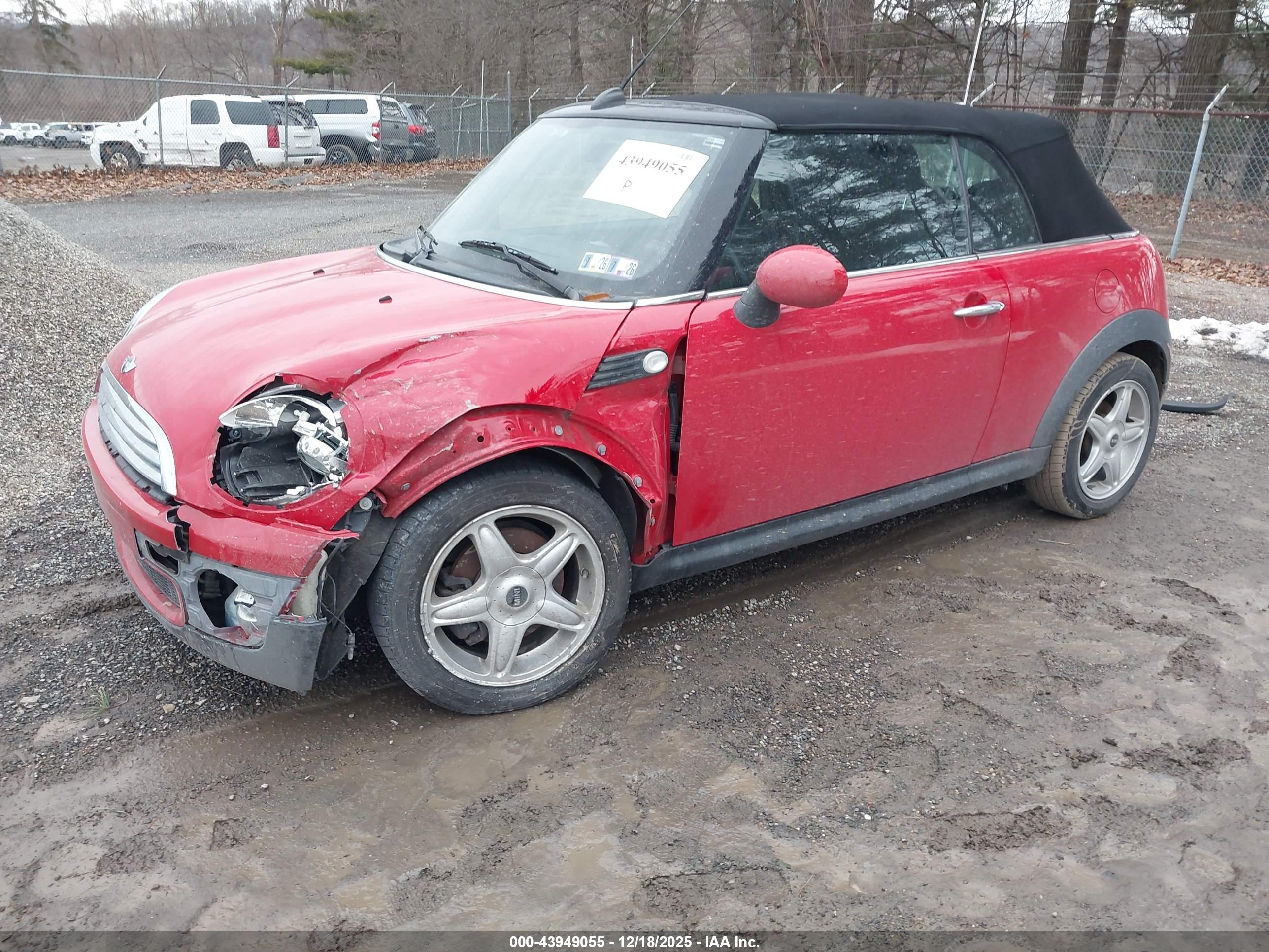 MINI COOPER image 2