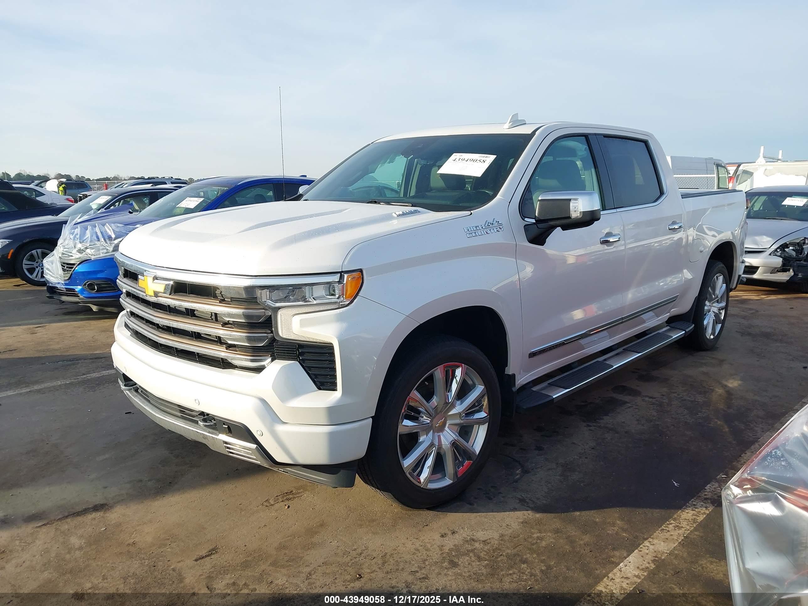 CHEVROLET SILVERADO image 2