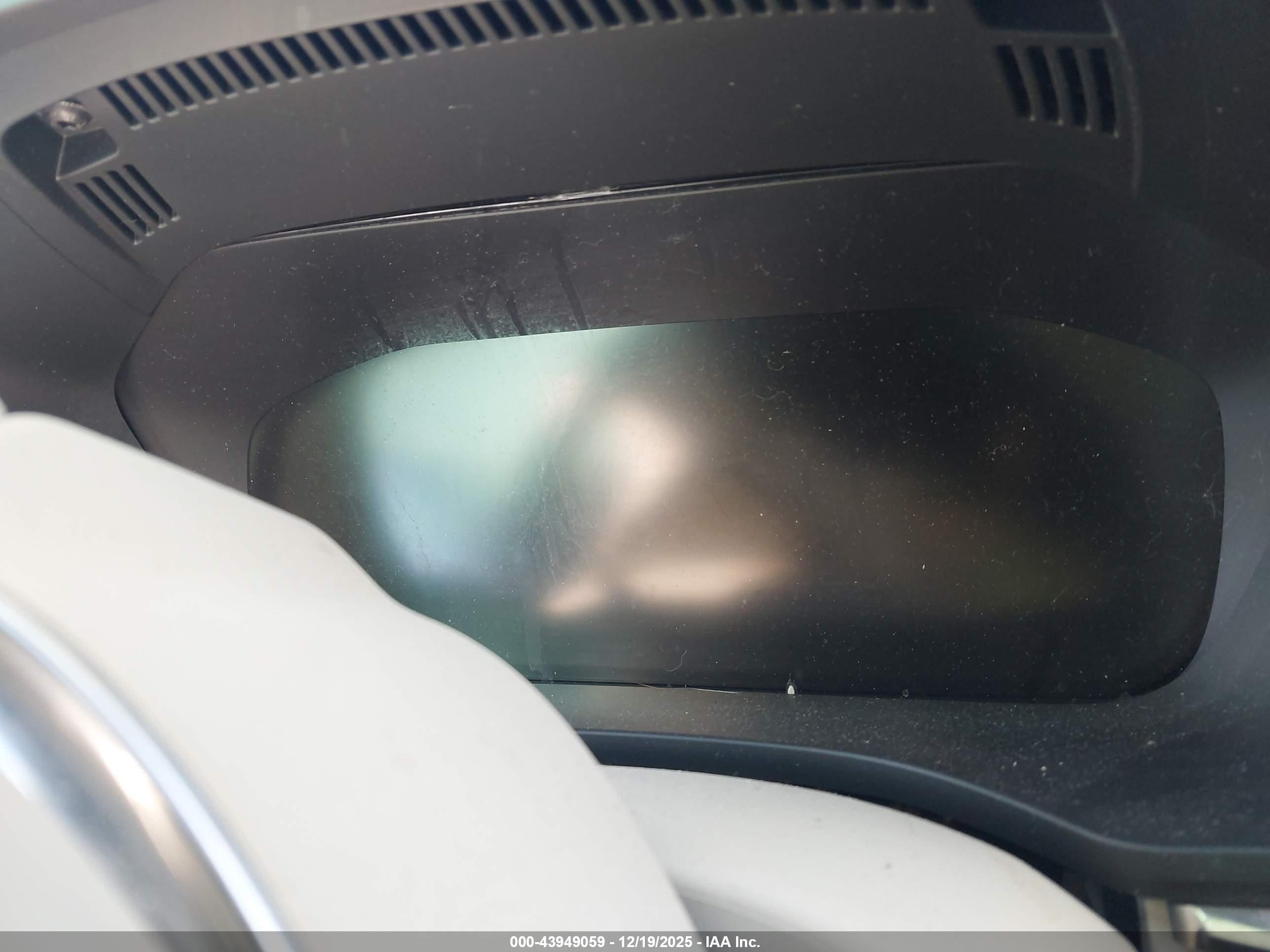 VOLVO XC60 image 7