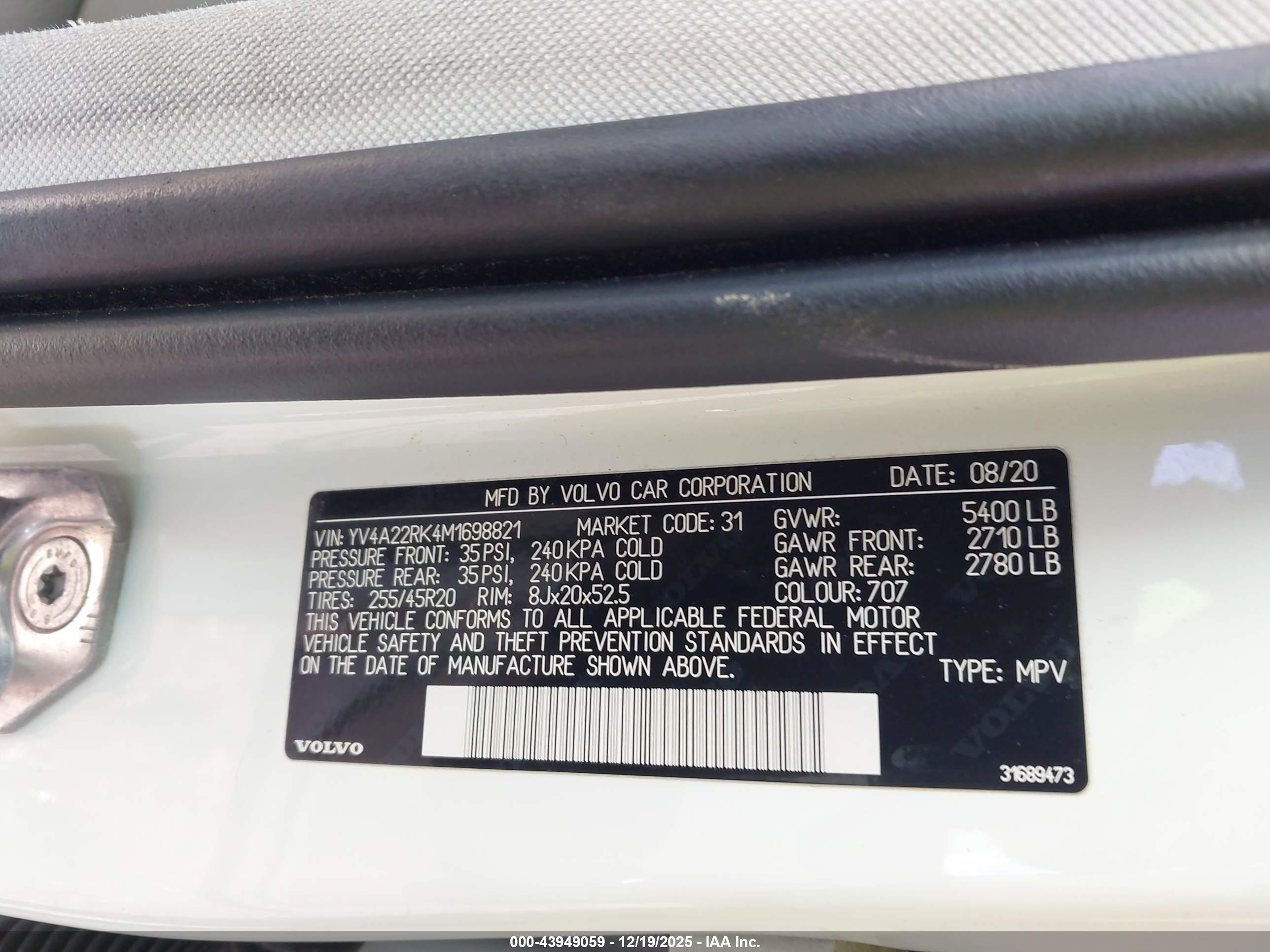 VOLVO XC60 image 9