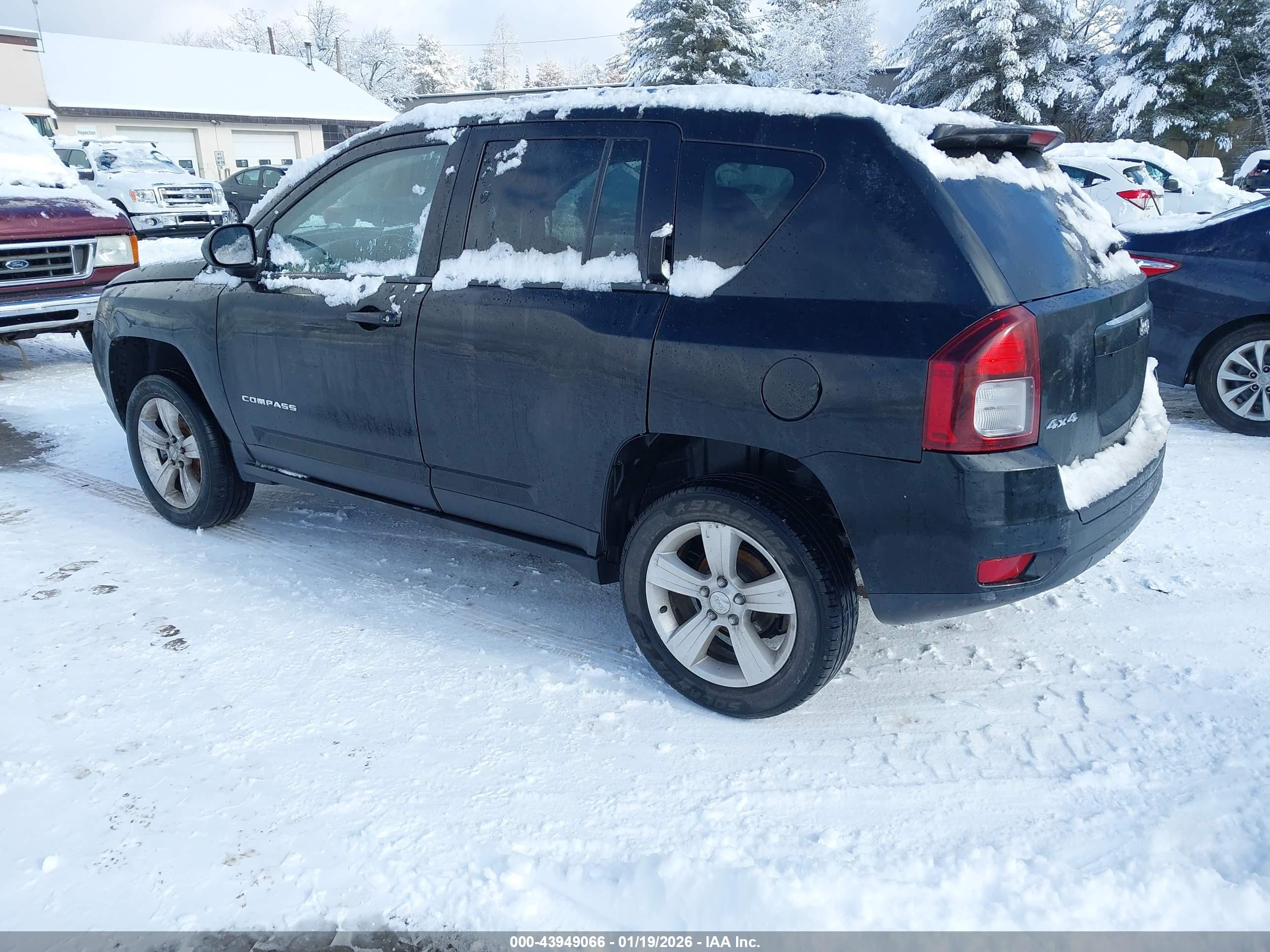 JEEP COMPASS image 3