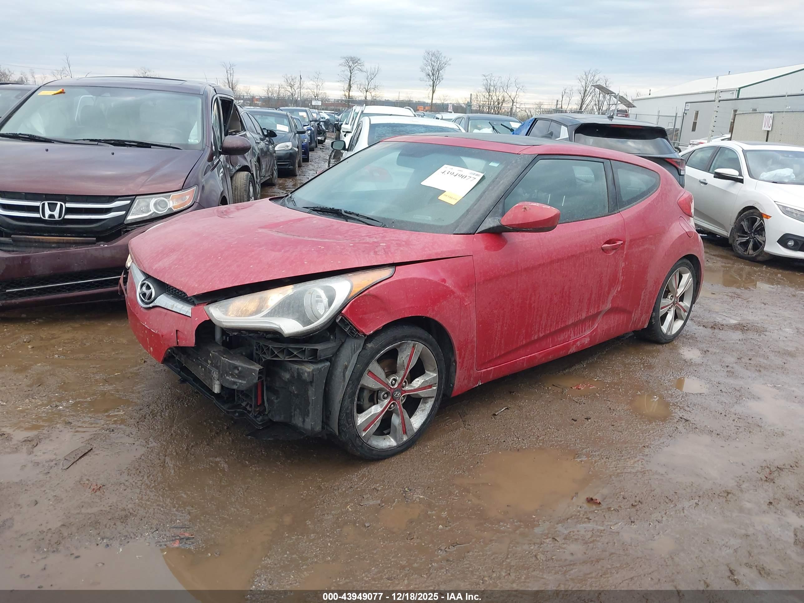 HYUNDAI VELOSTER image 2