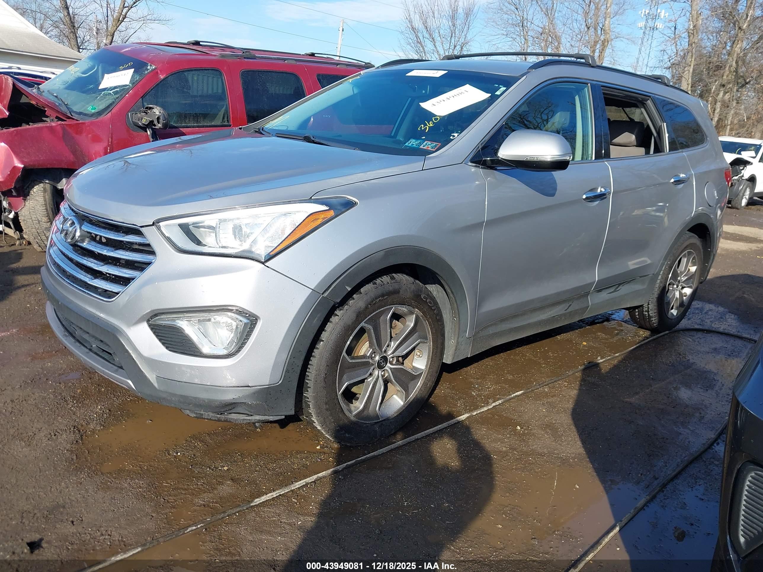 HYUNDAI SANTA image 2