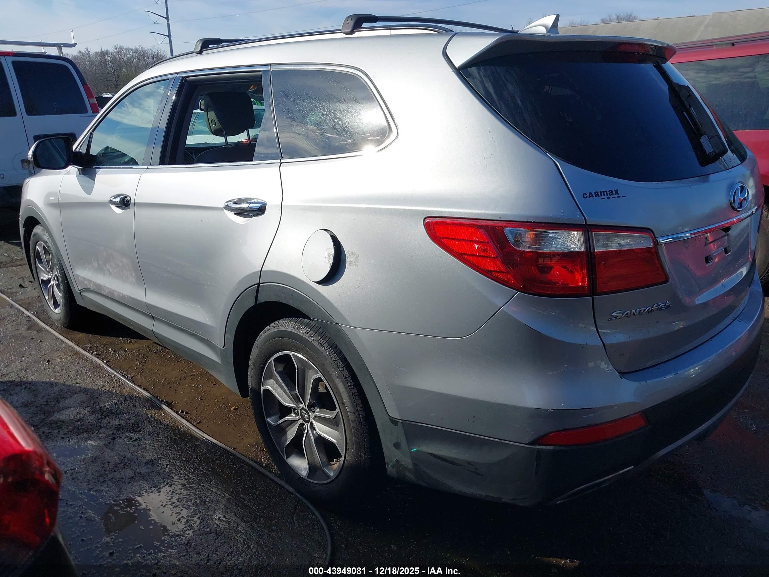 HYUNDAI SANTA image 3