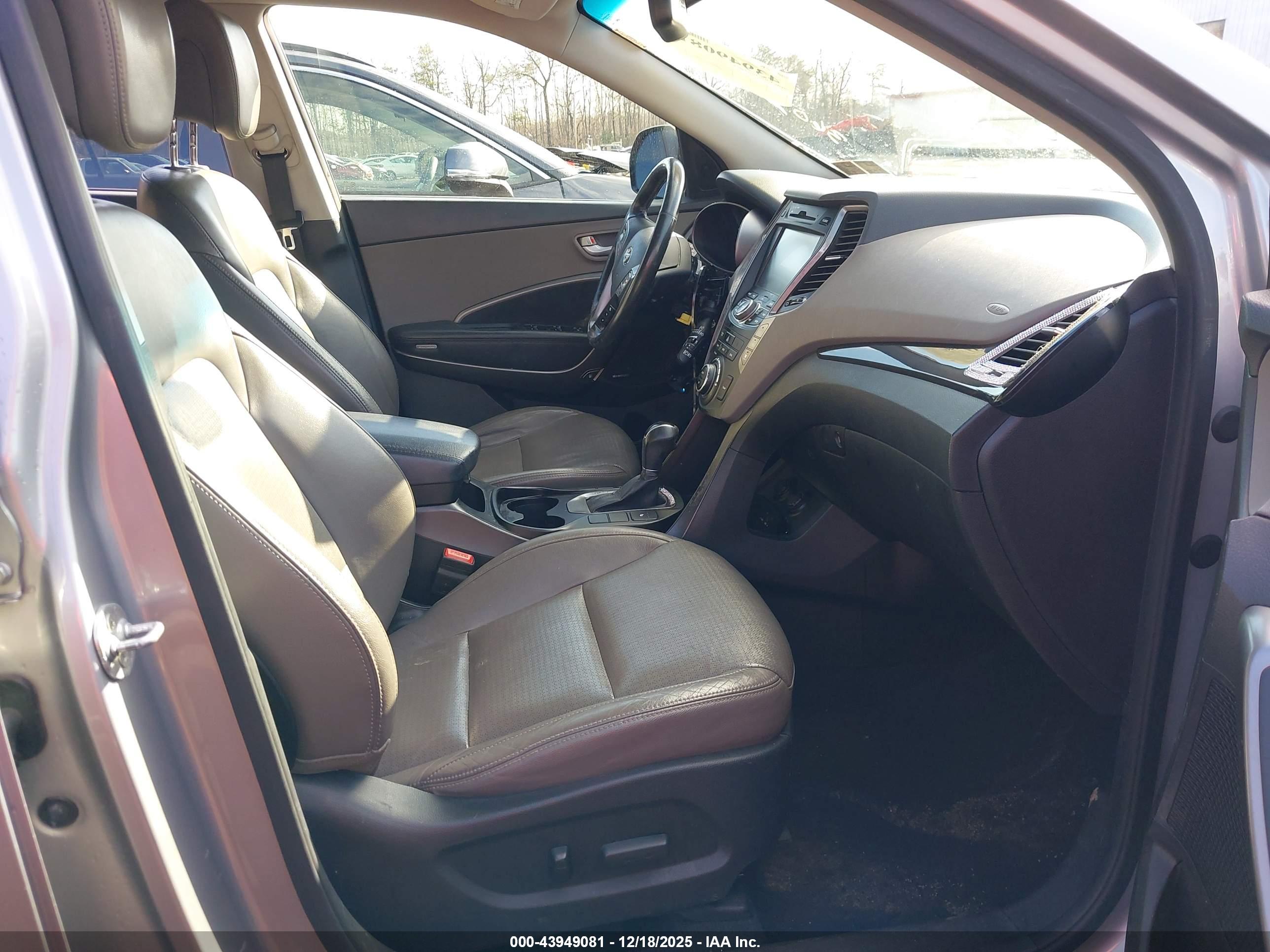 HYUNDAI SANTA image 5